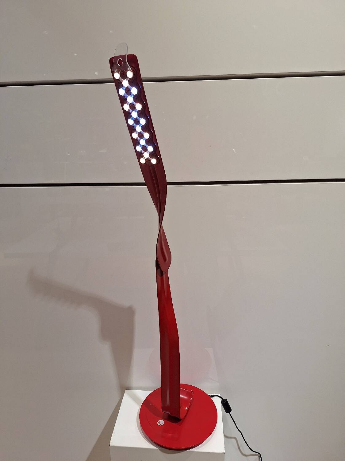 Designer desk lamp by Herman Miller 2007