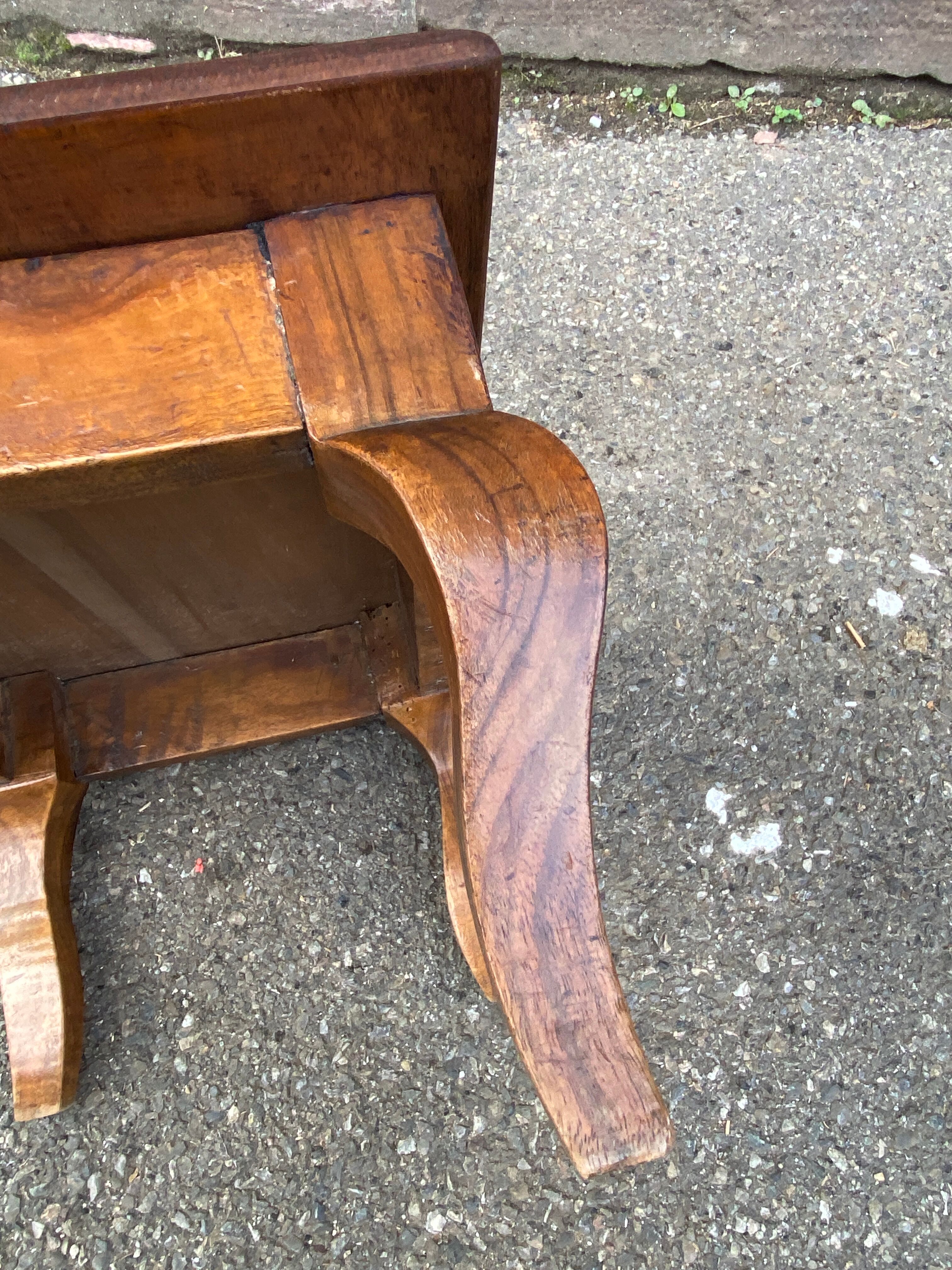 Footrest style Louis XV walnut late 19th