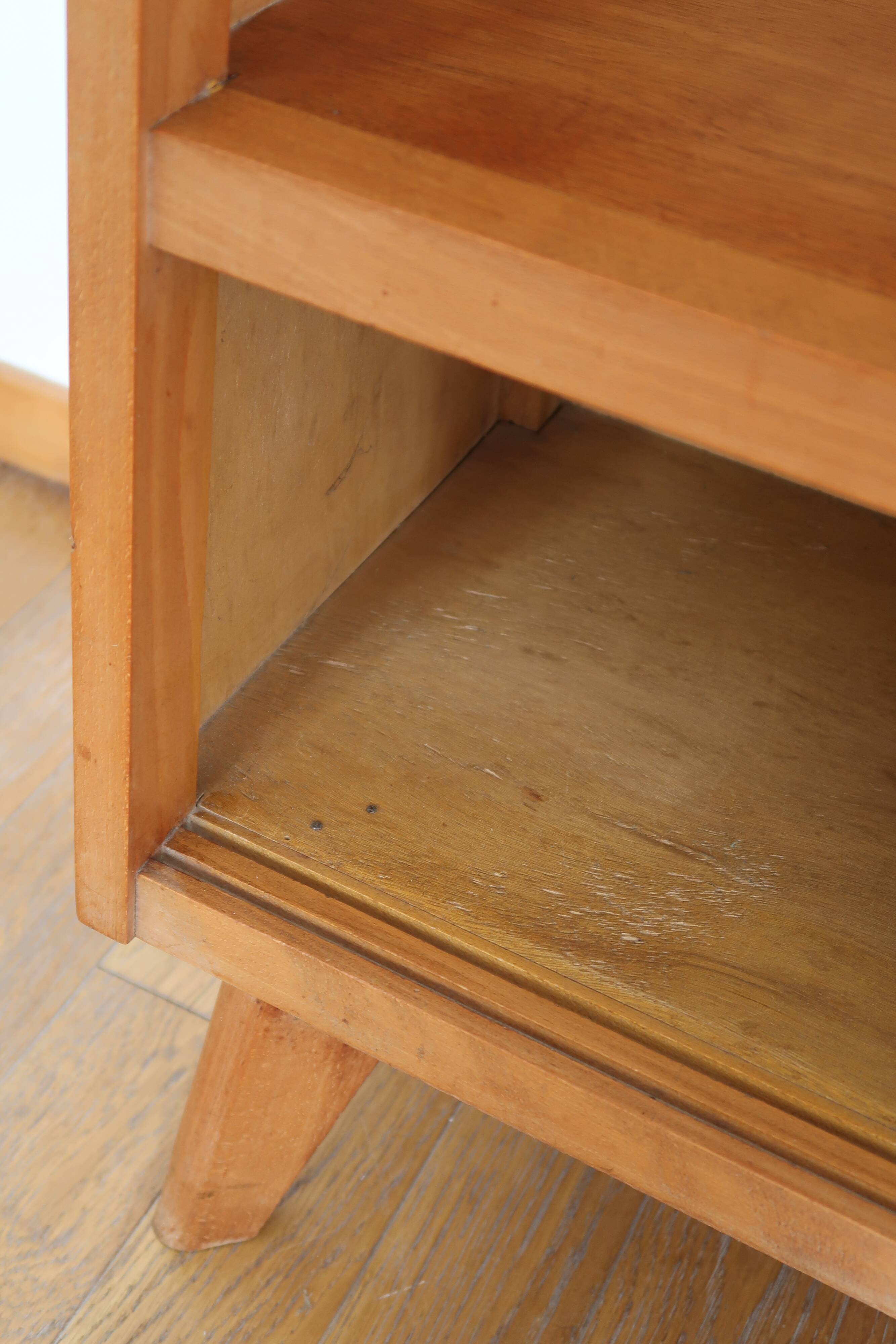 Bookcase 60