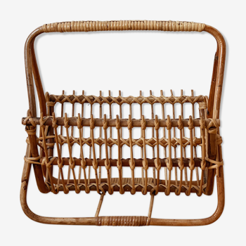 Rattan magazine holder