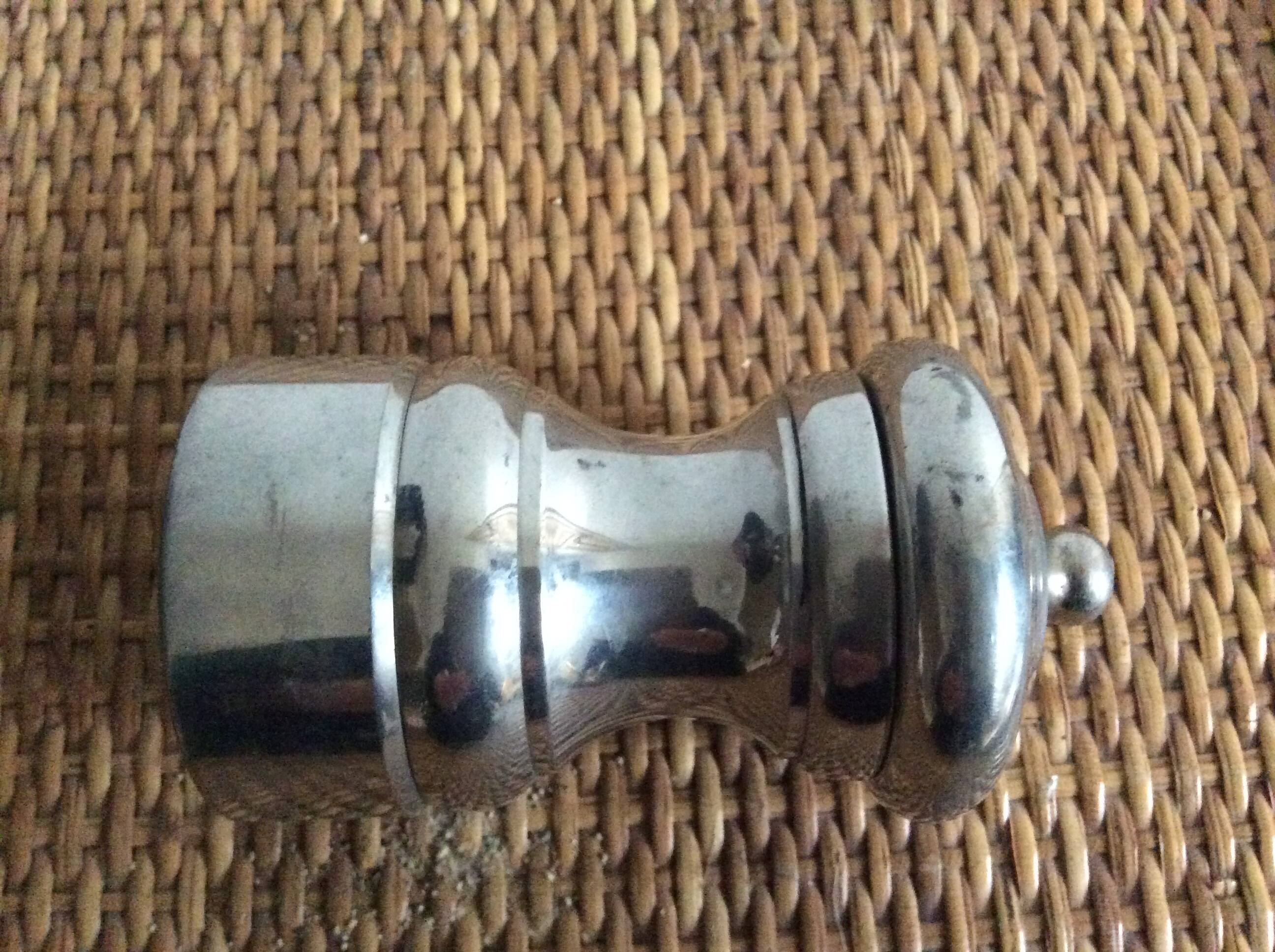 Metal pepper shaker