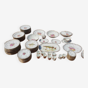 Service 84 pièces porcelaine de Limoges