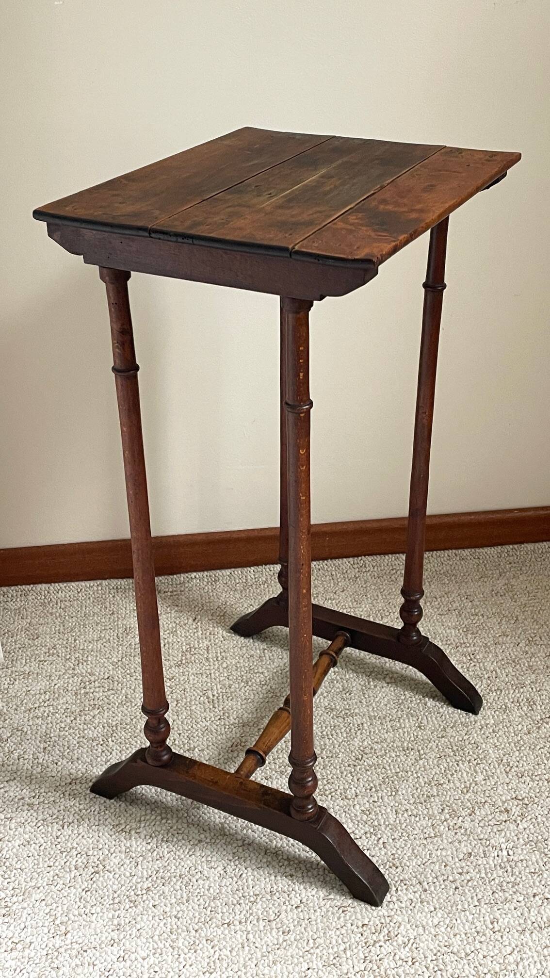 NIGHTSTAND Antique Turned Wood