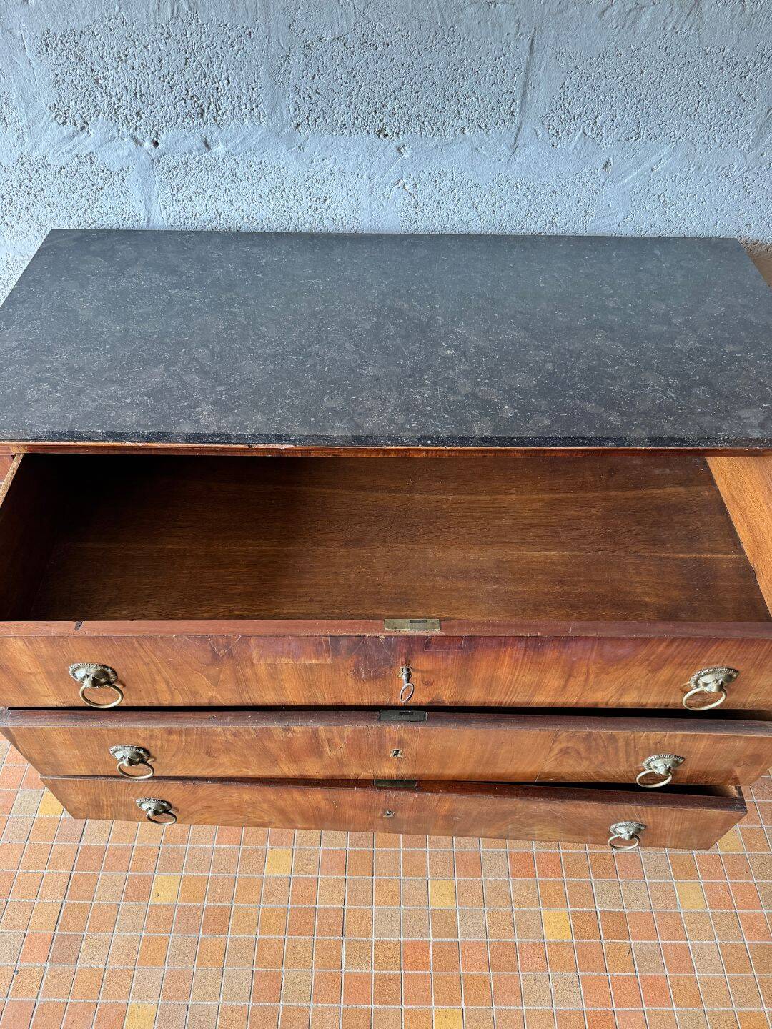 Mahogany commode, marble top - 19th century