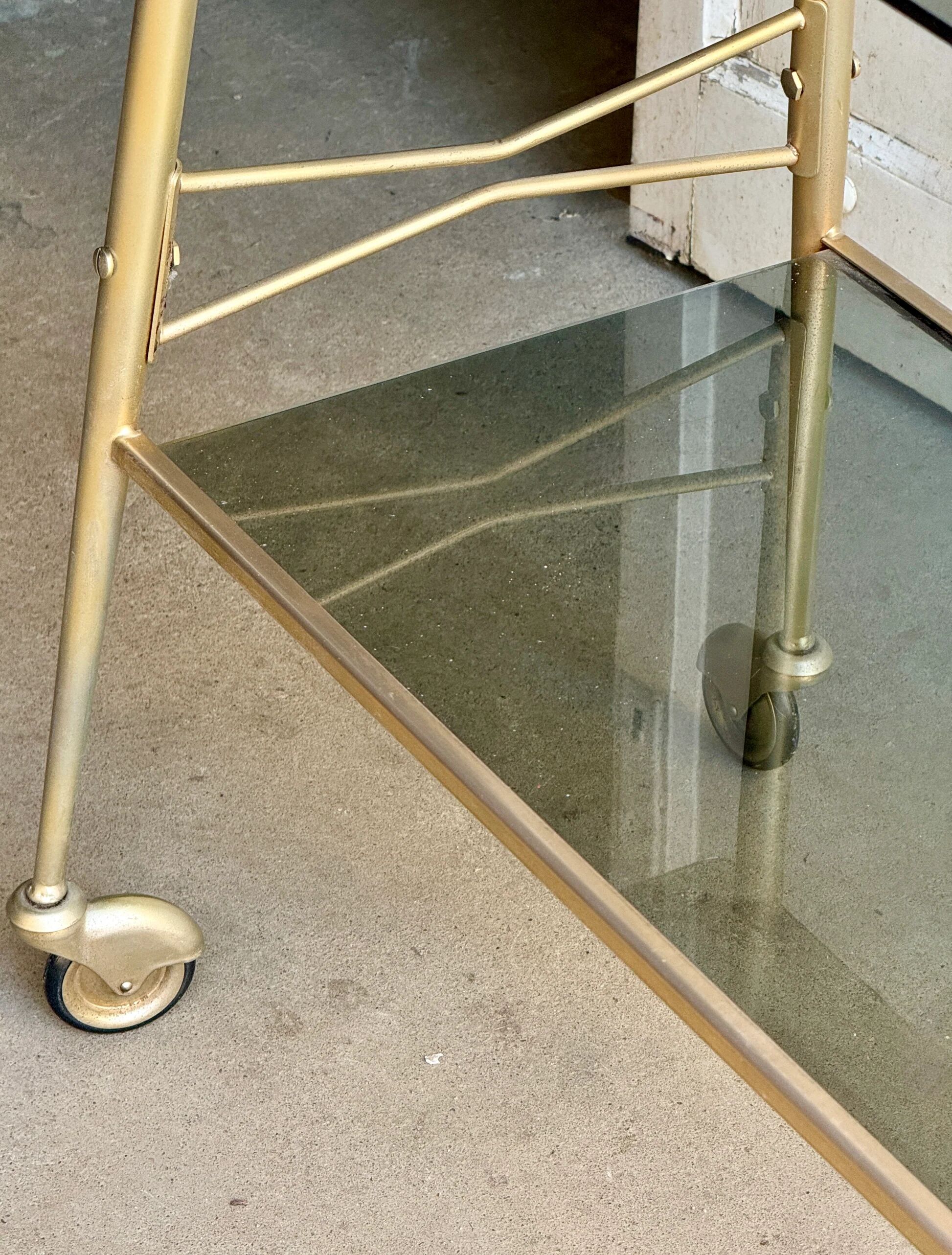 Double tray dessert in smoked glass