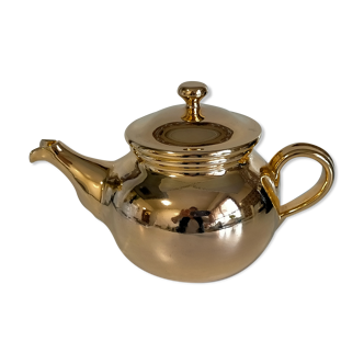 Edition habitat teapot