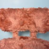 Pink moumoute chair