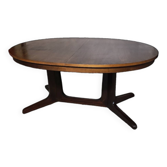 Baumann vintage oval table