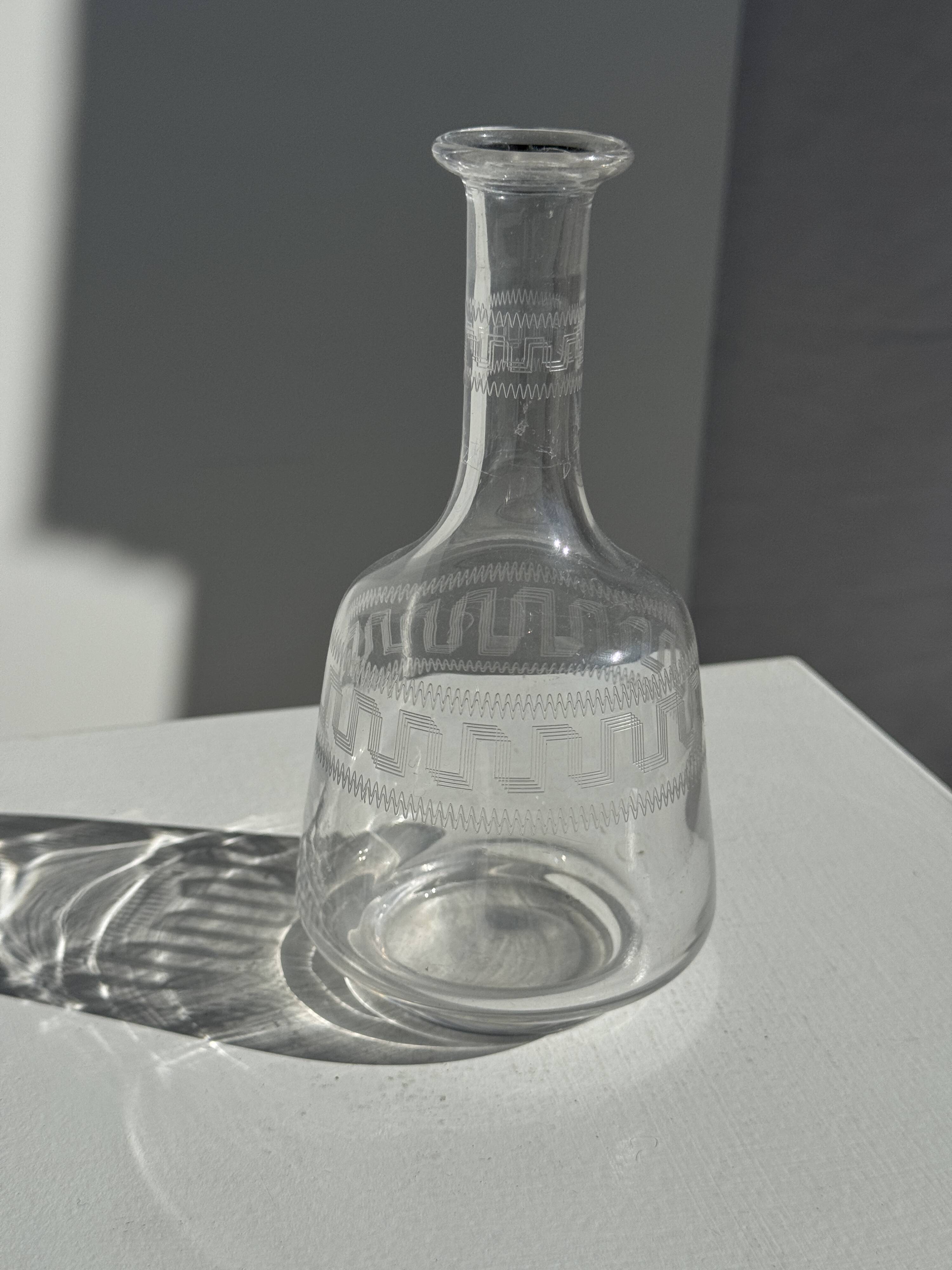 Small glass bottle vase with engraved geometric patterns vintage H16.5