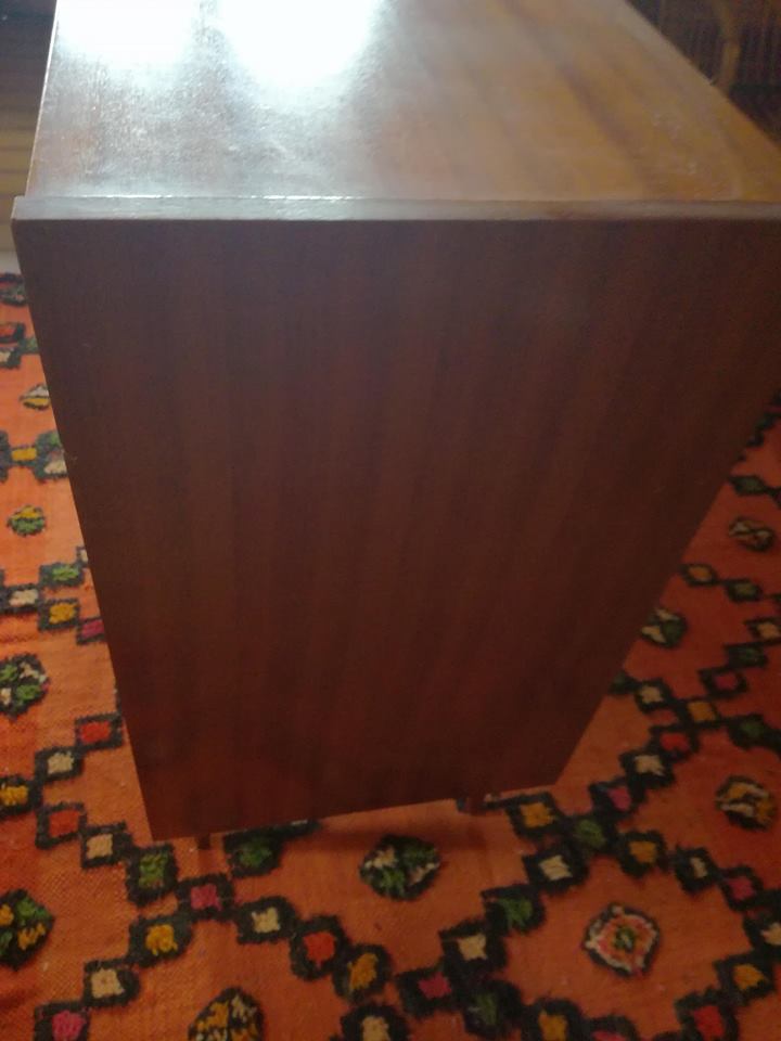 Scandinavian style chest of drawers