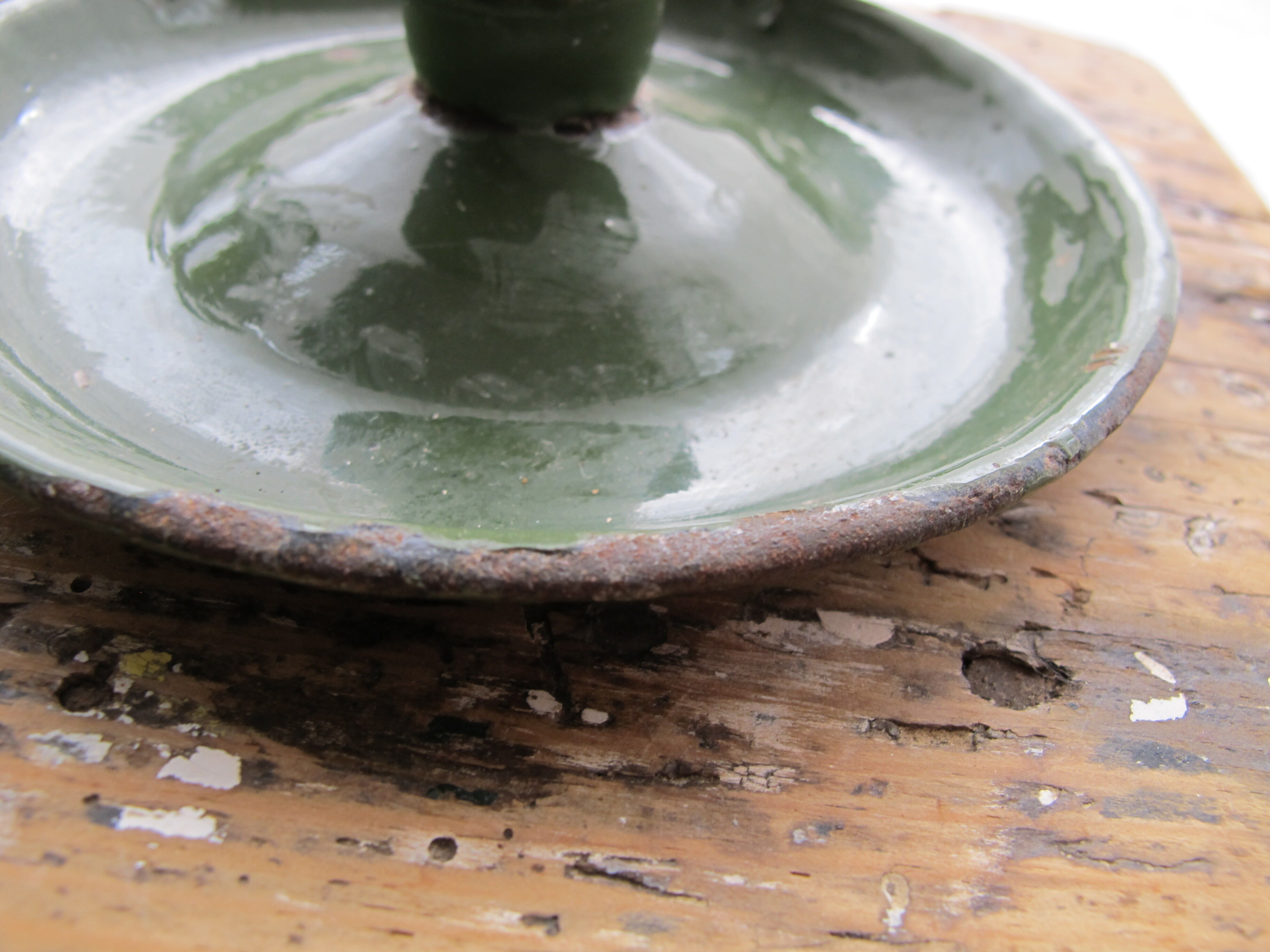 Cave rat bougeoir in green emailed tole