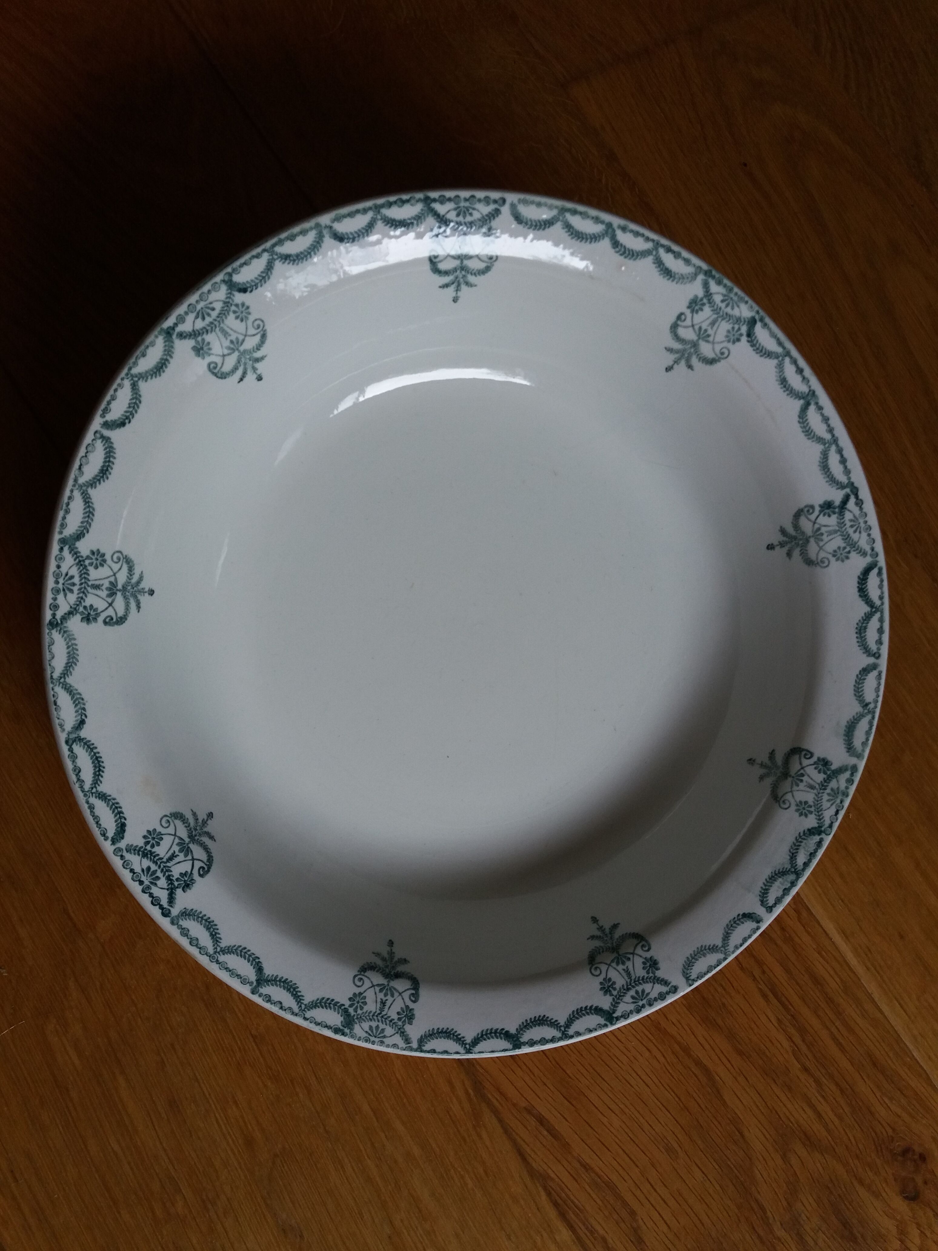 Hollow round dish Terre de fer de Moulin des Loups and Hamage