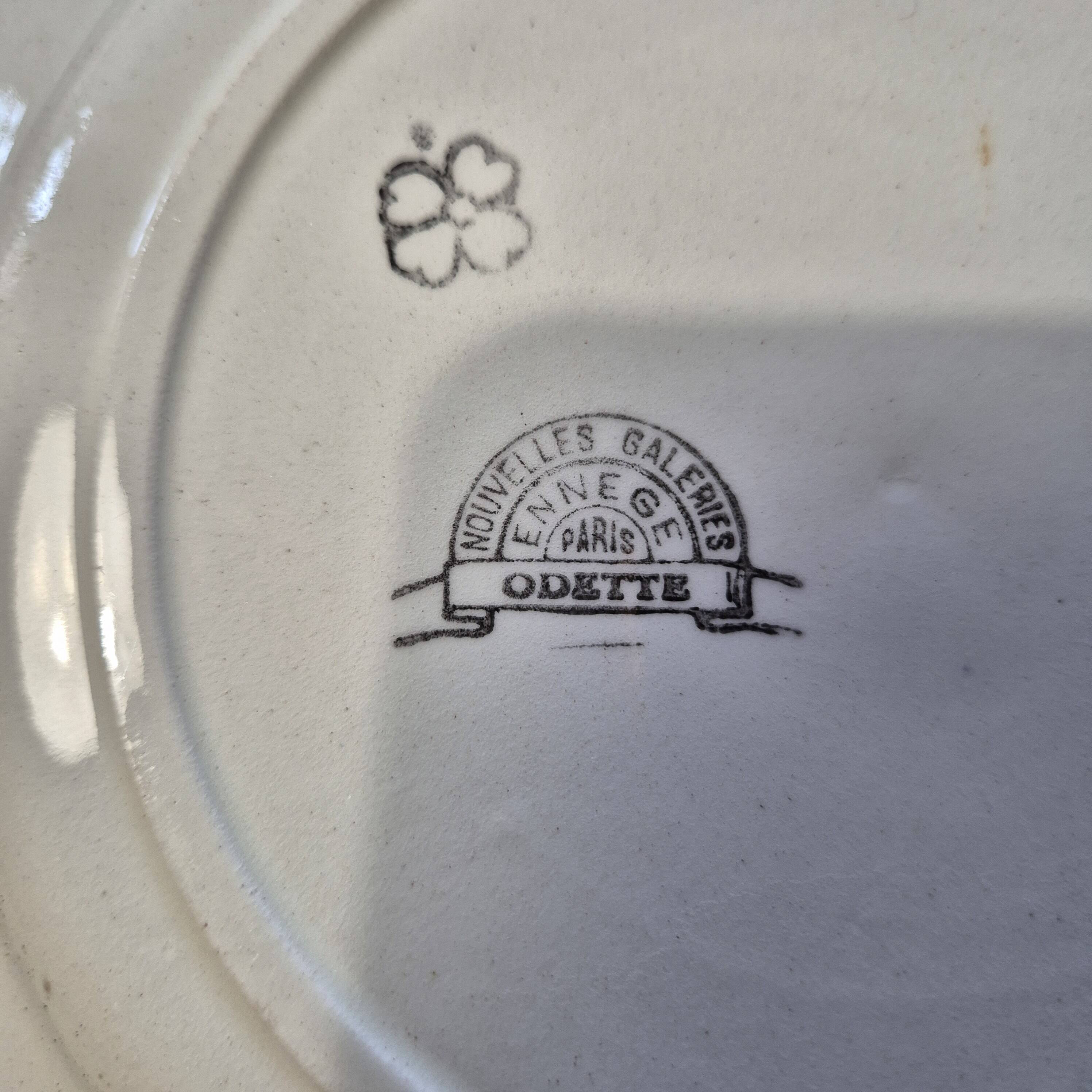 7 new flat plates from the Odette gallery with chocolate patterns.