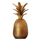 Pineapple shaped covered pot