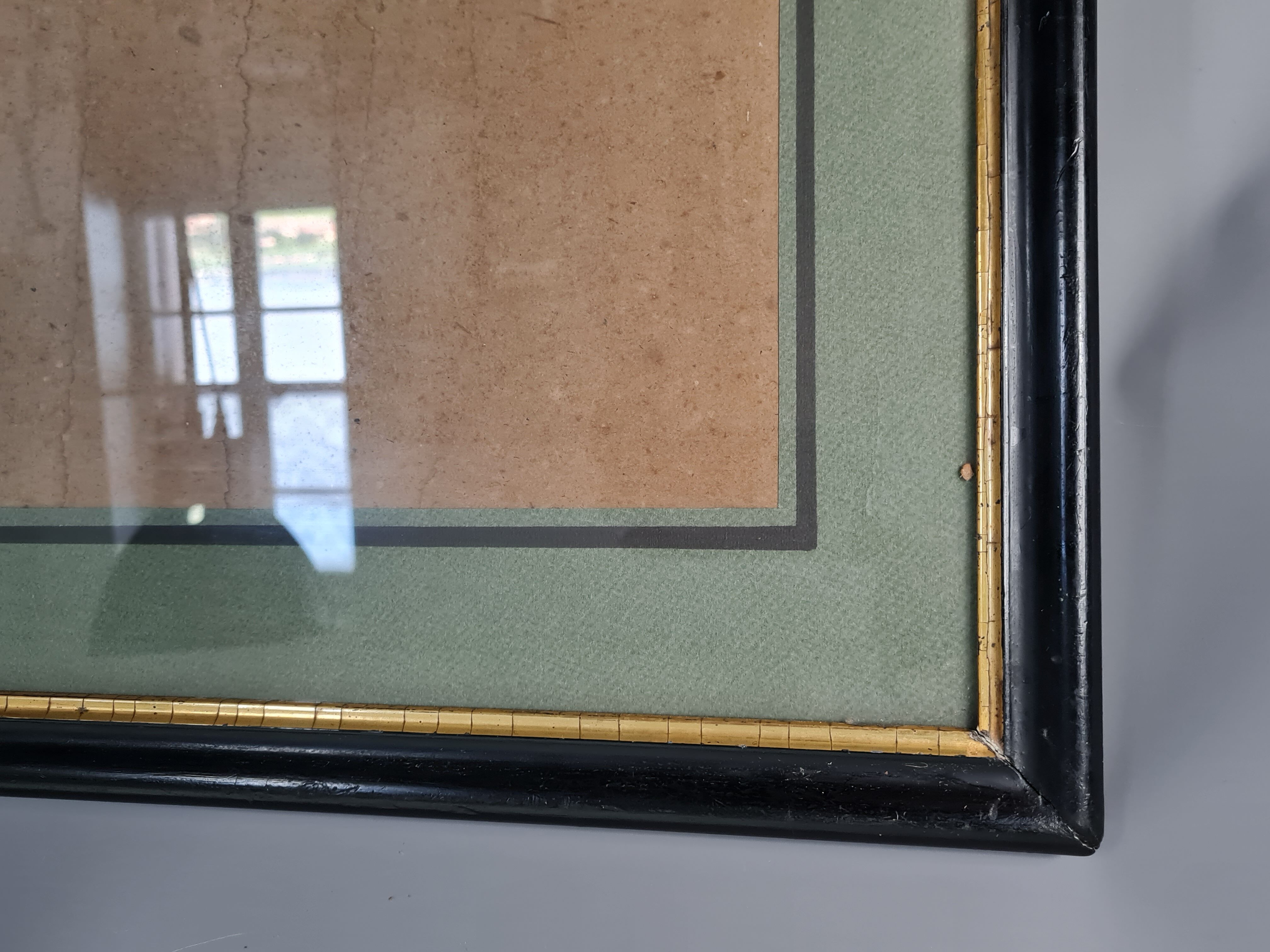 Frame Napoleon III lacquered wood black / gold 65,5x54,5 foliage 61x50 cm + SB glass