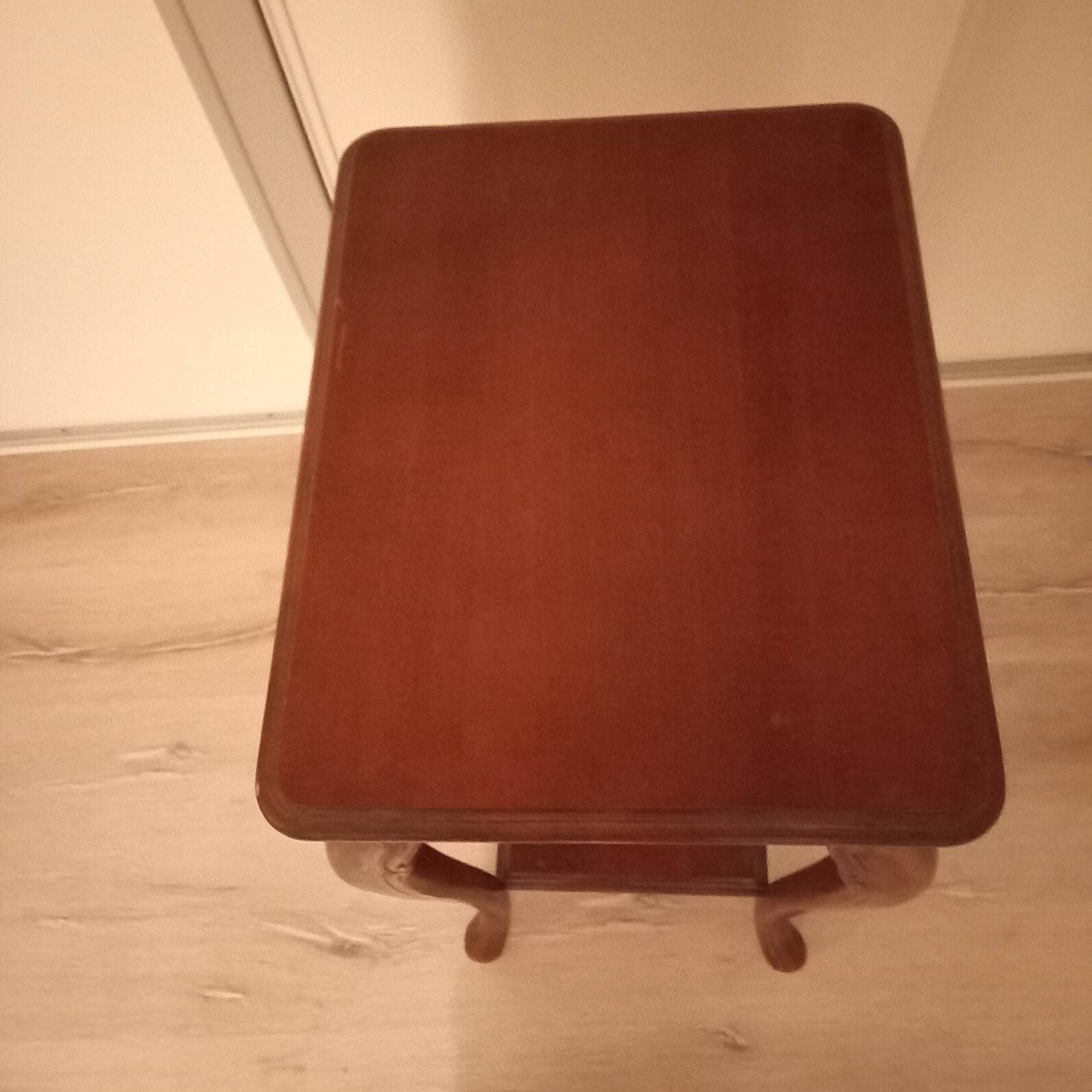 Classic louise table or saddle console in cherry wood