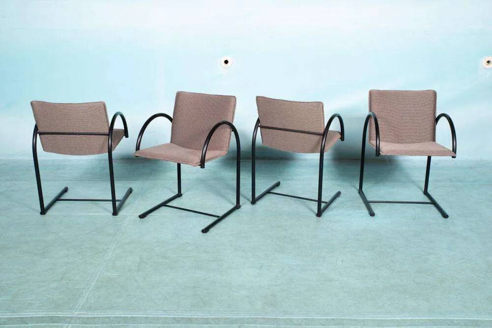 Set of four postmodern Metaform 'Cirkel' dining chairs.
