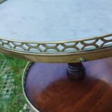 Table de chevet, table d'appoint ancienne style Louis XVI en bois et plateau en marbre