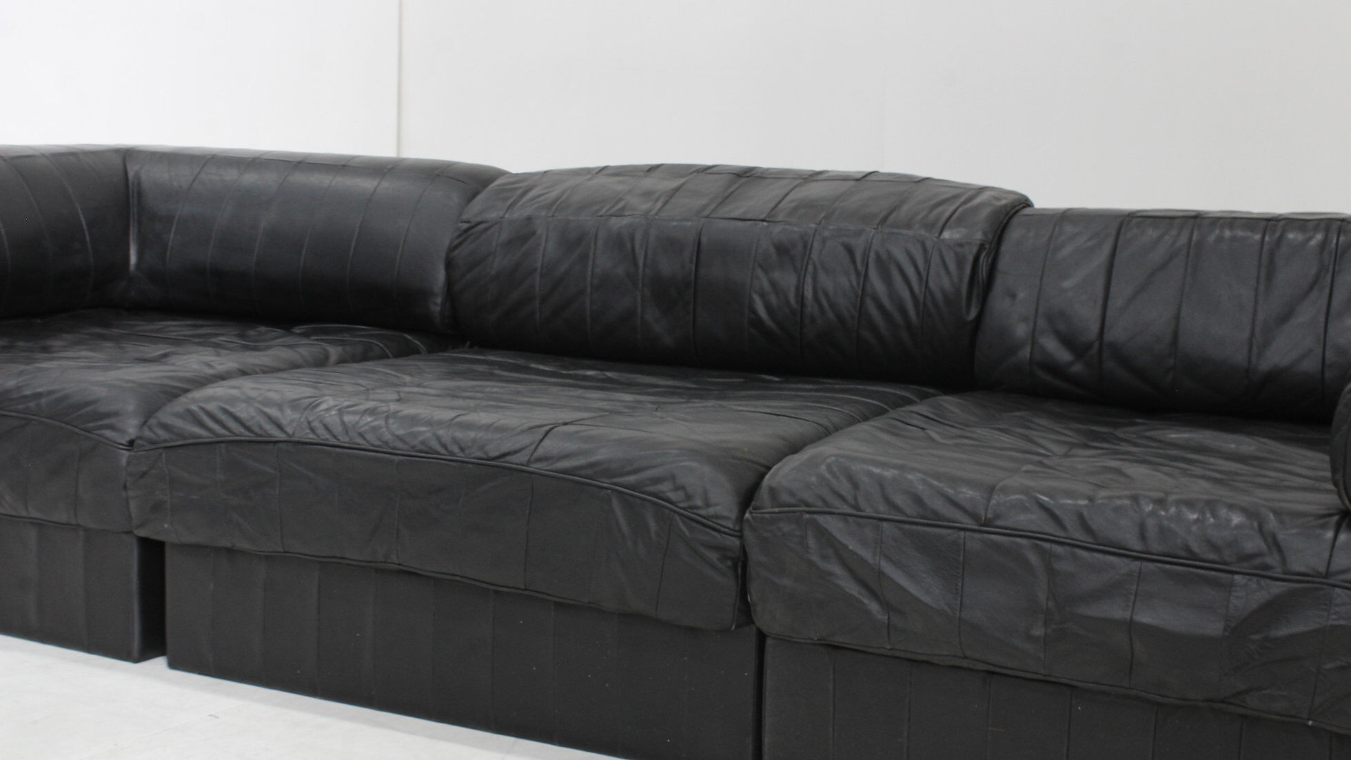 De Sede DS 88 modular sofa black leather patchwork Switzerland 1970s