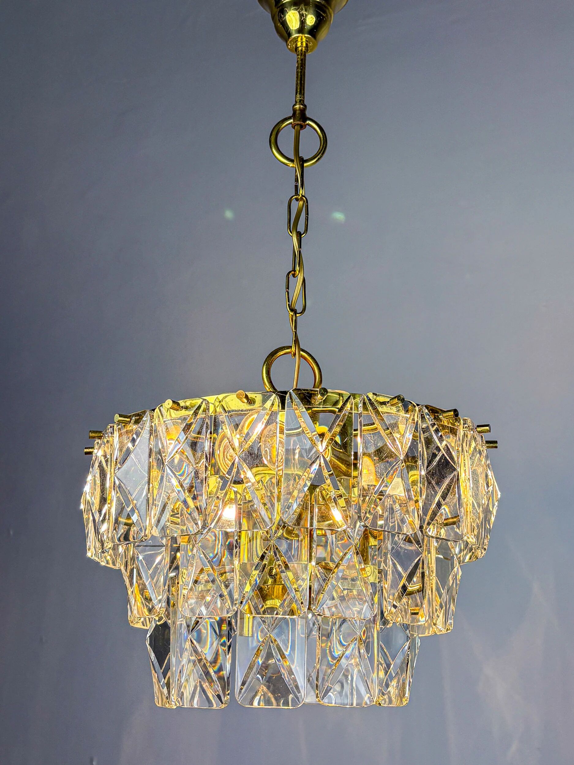Kinkeldey 3-tier cut crystal chandelier, gilt brass, Germany, 1970