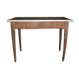 Bistro table