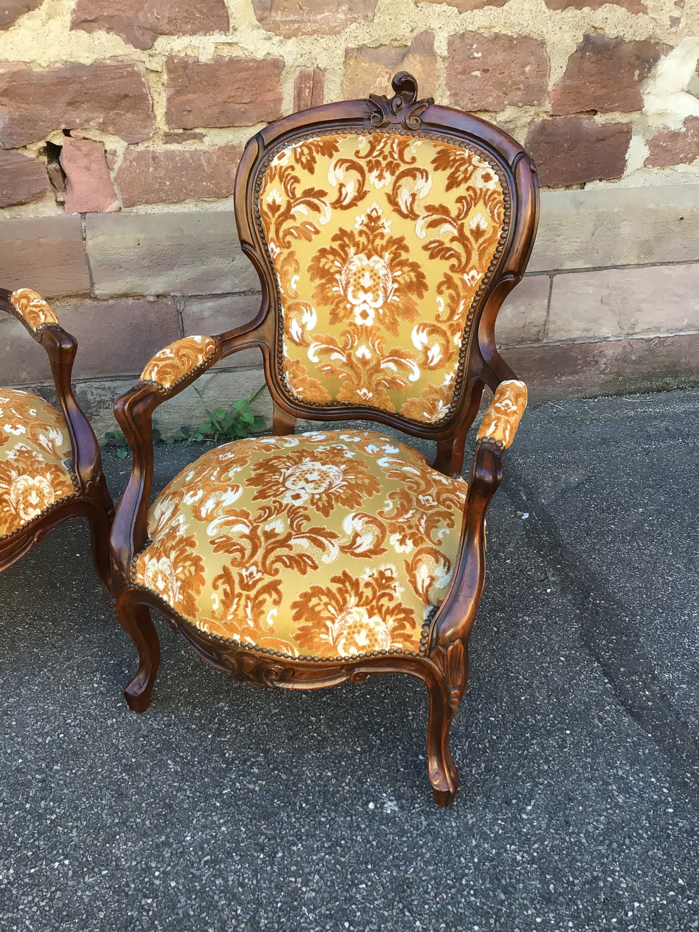Pair of nineteenth style Louis Philippe mahogany heaters