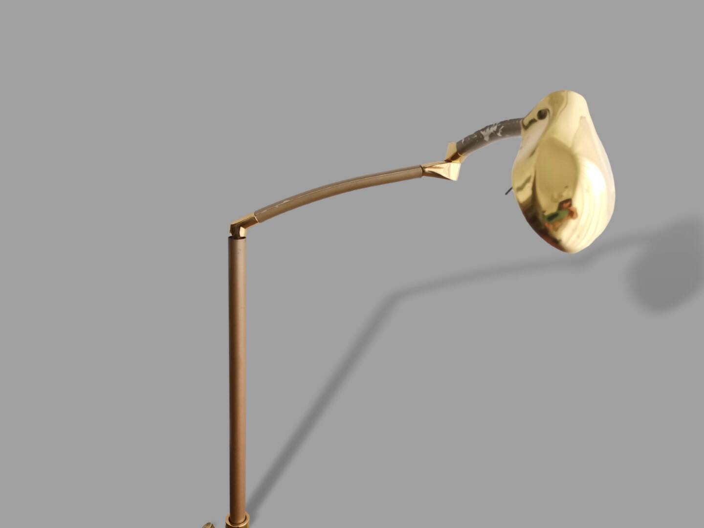 Adjustable swing arm modernist floor lamp