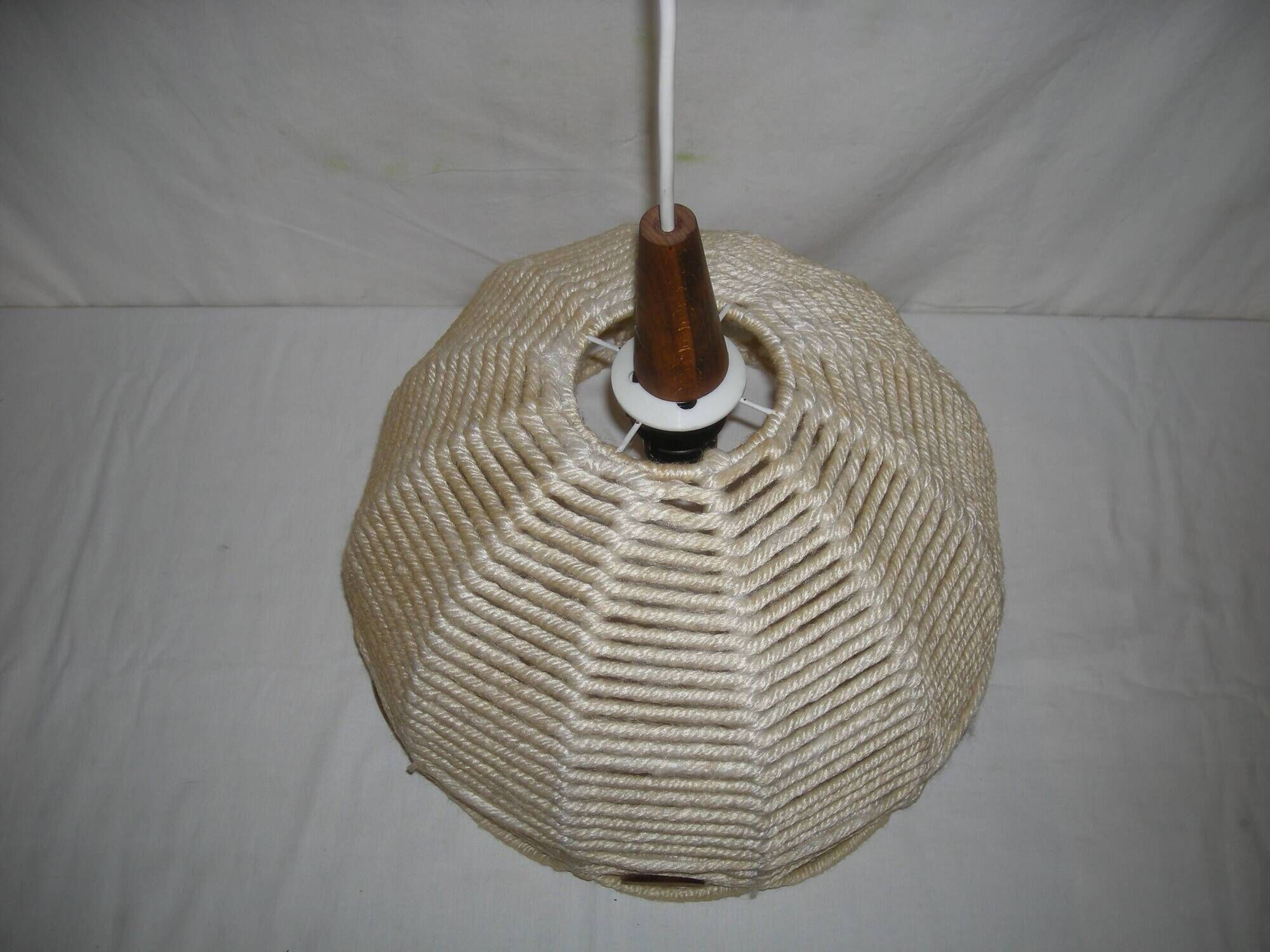 1970s Scandinavian suspension style