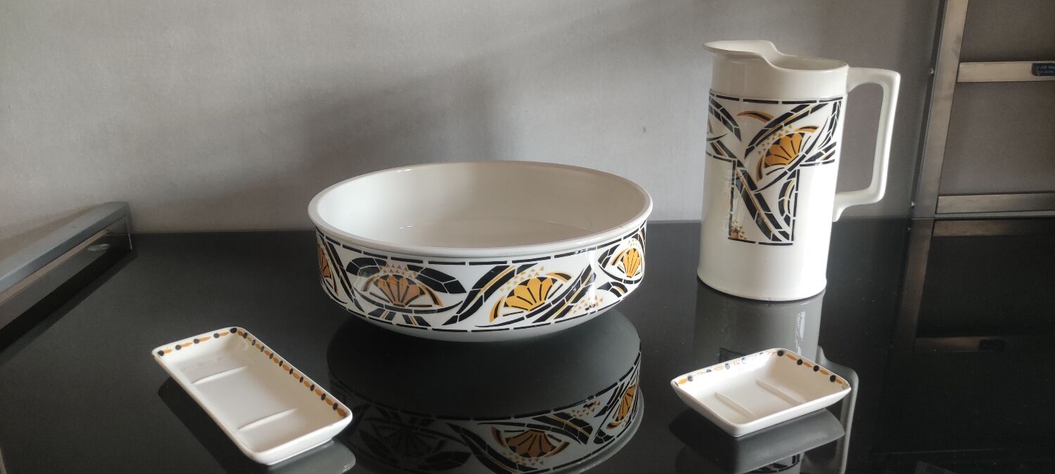 Art Deco toilet set Digoin Sarreguemines
