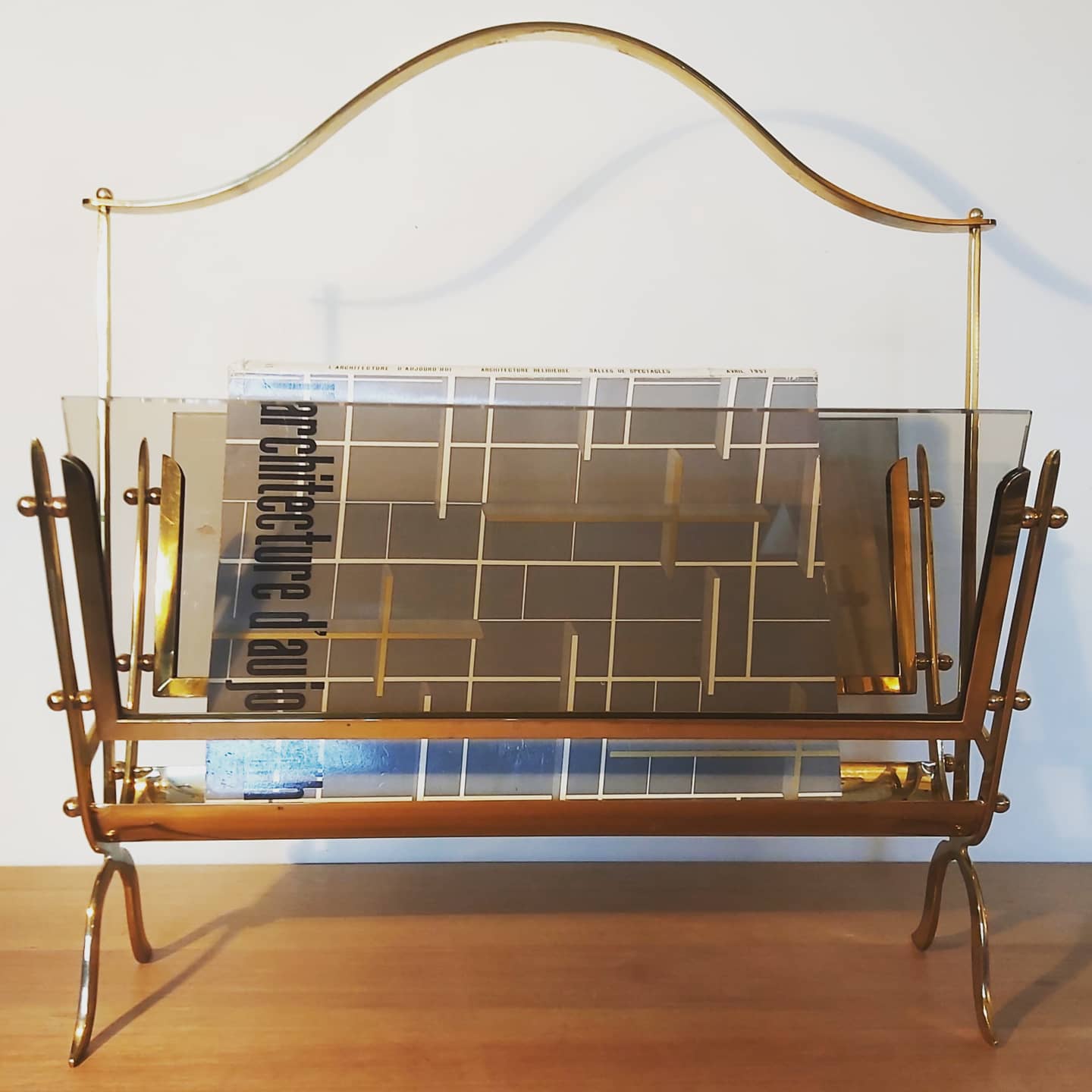 Italian style magazine rack from the 60s