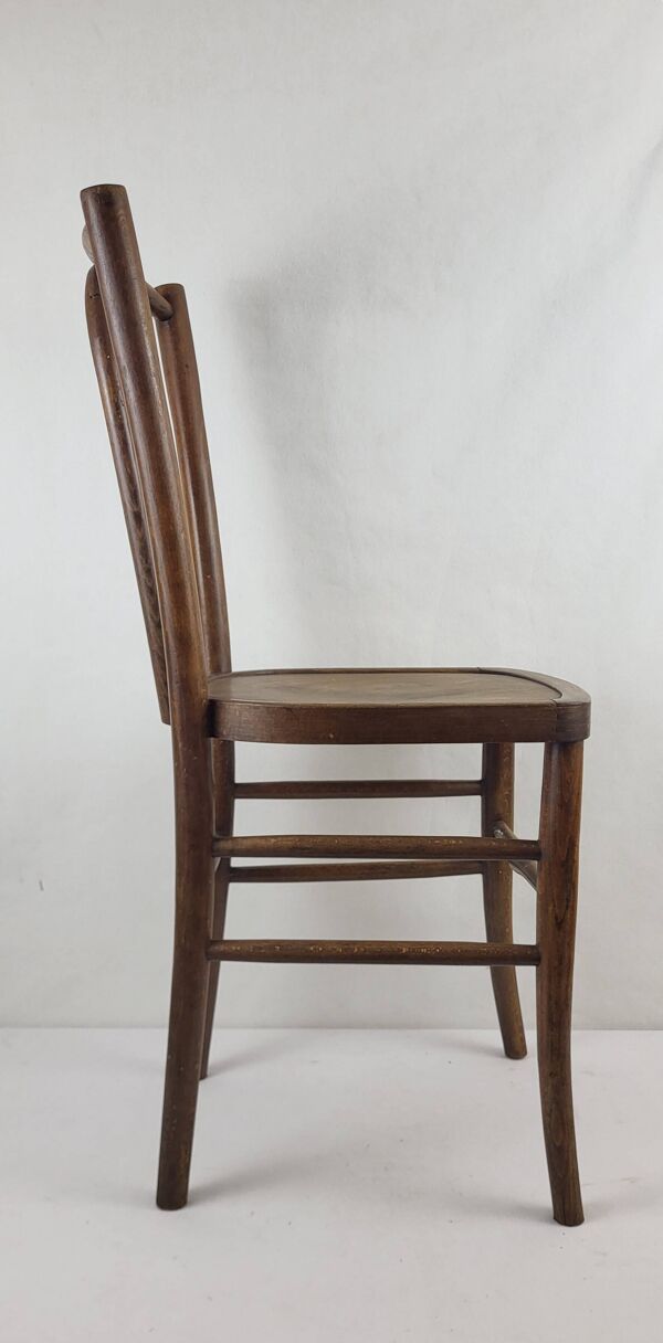 Chaise bistrot en bois courbé