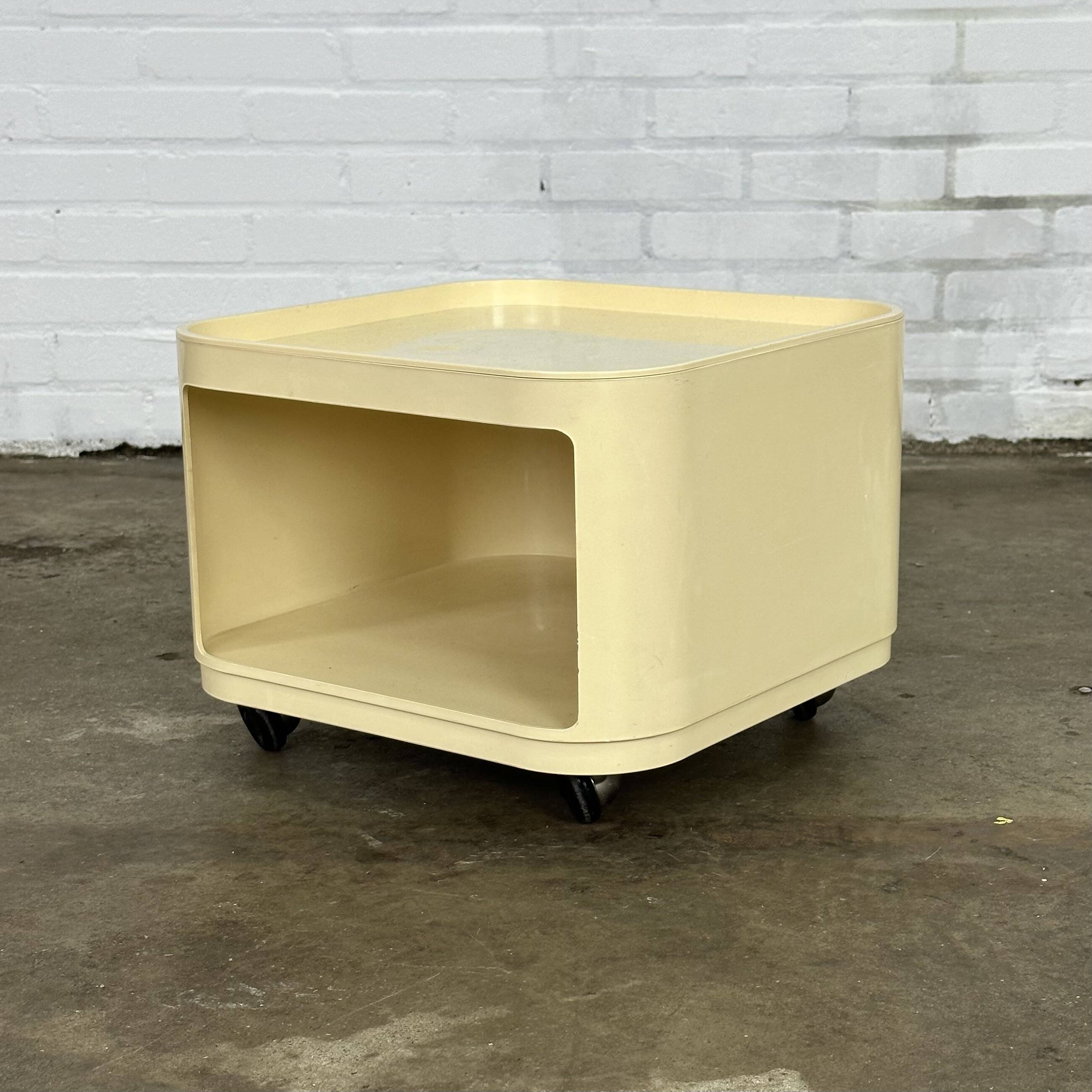 Componibili trolley / cabinet by Anna Castelli Ferrieri for Kartell
