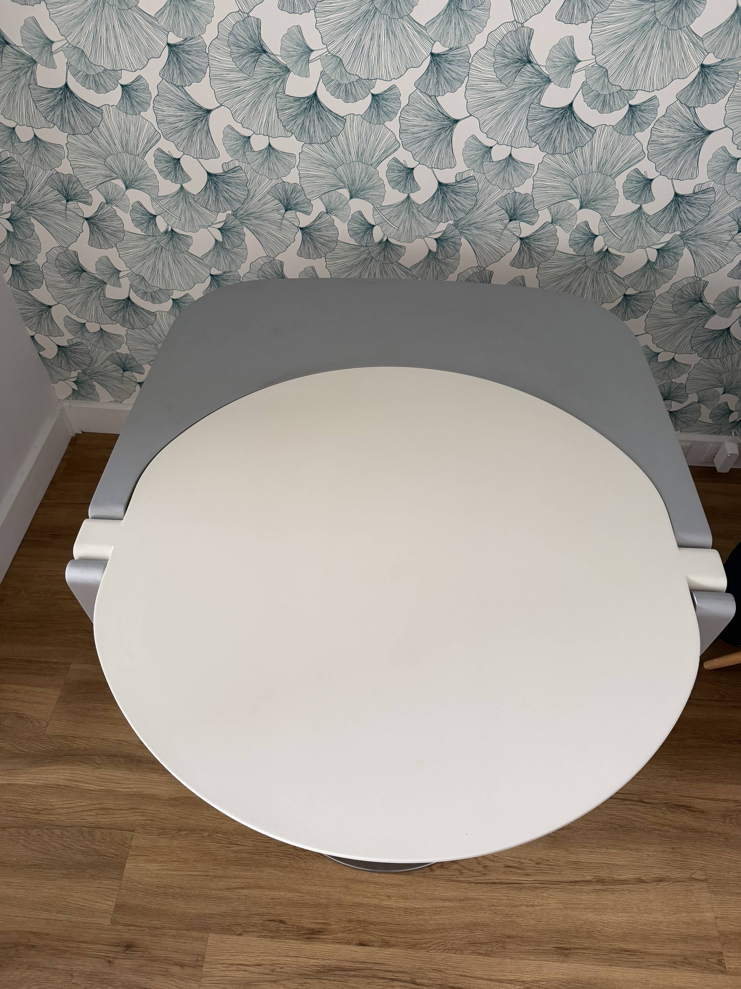 Extendable table design