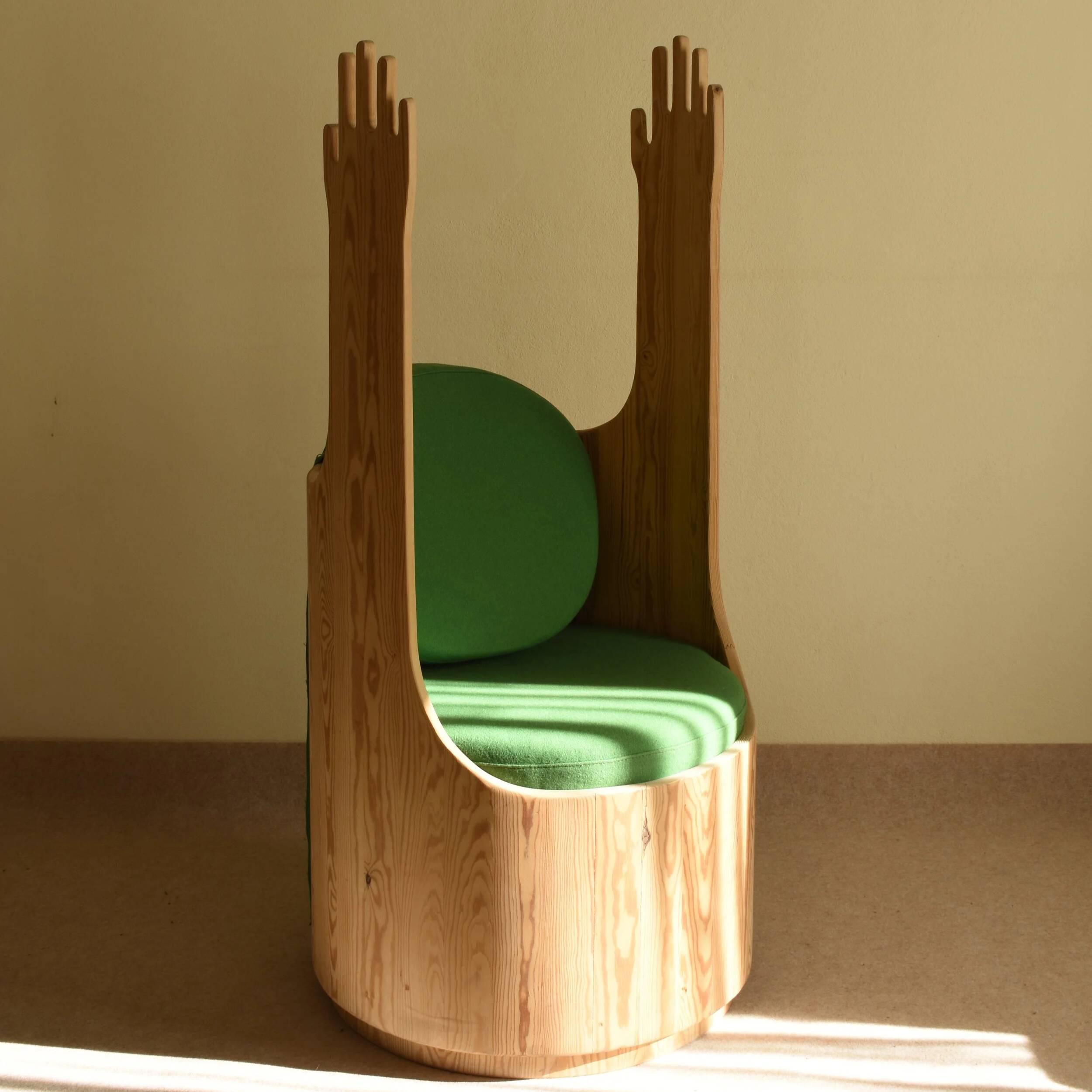"Lounge chair model 'Hands' by Peter Opsvik for Cylindra AS"