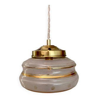 Vintage globe suspension in frosted glass