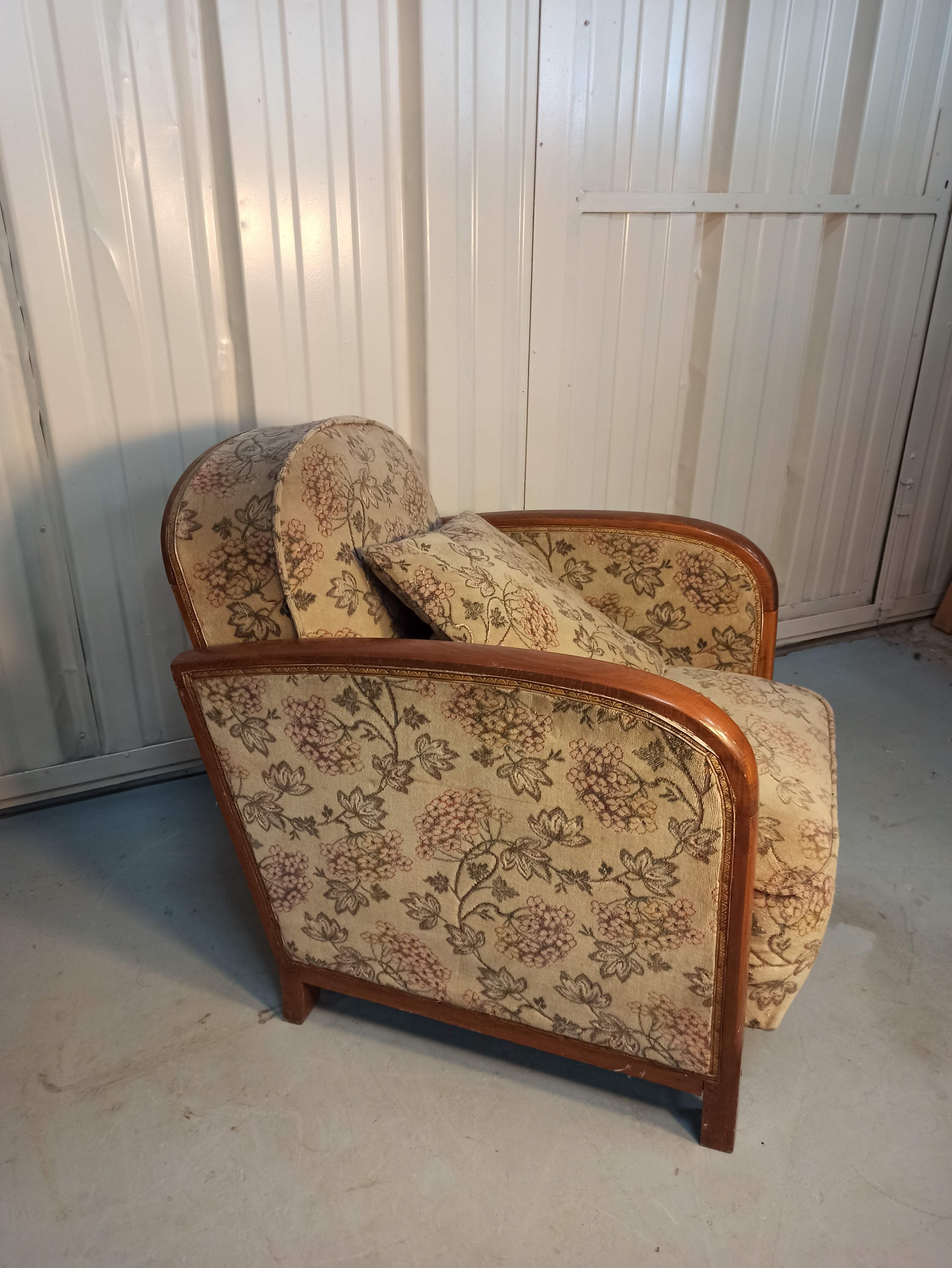 Art Deco armchair with system - original floral velvet fabric