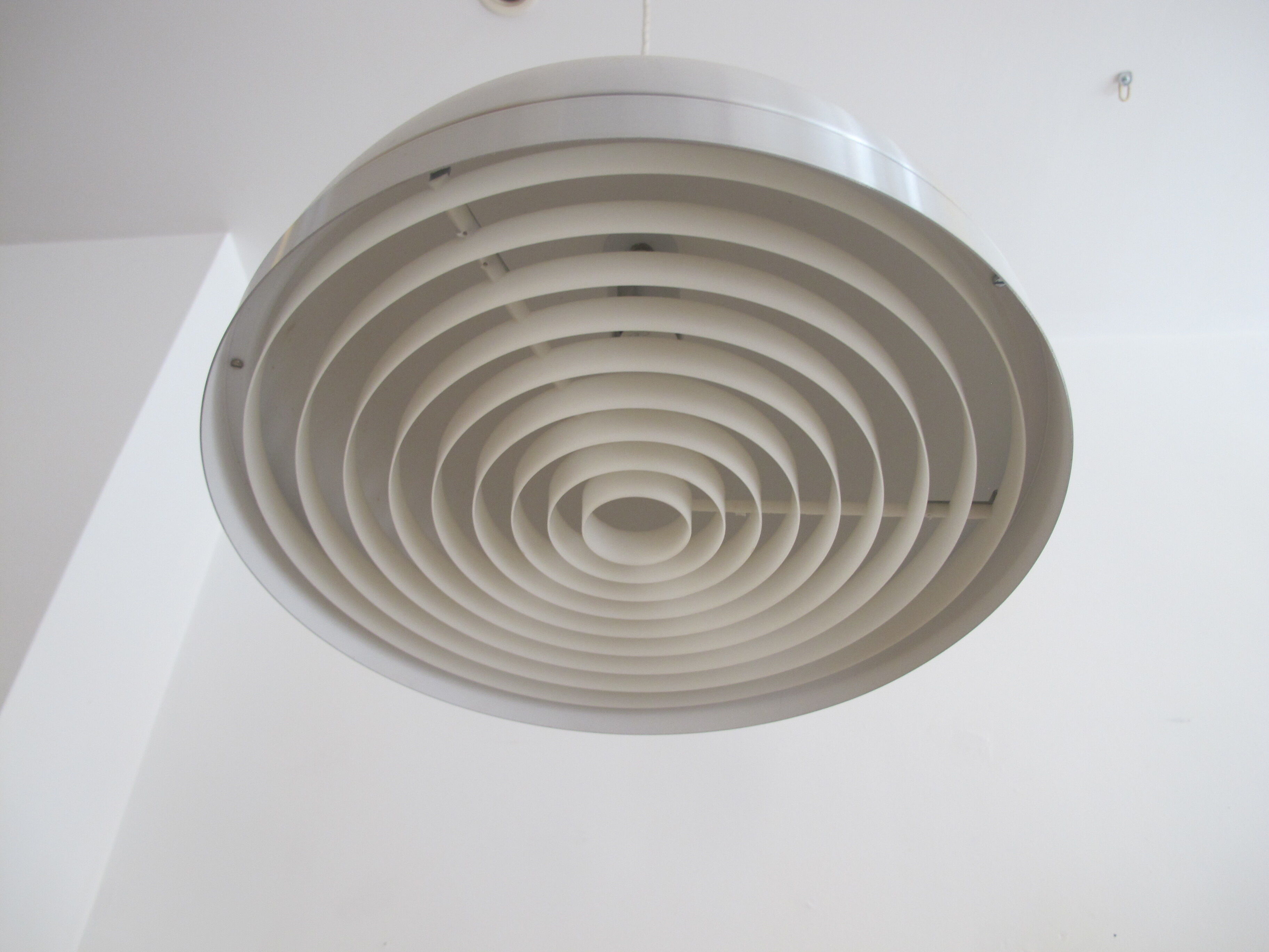 Suspension by Svend Middelboe