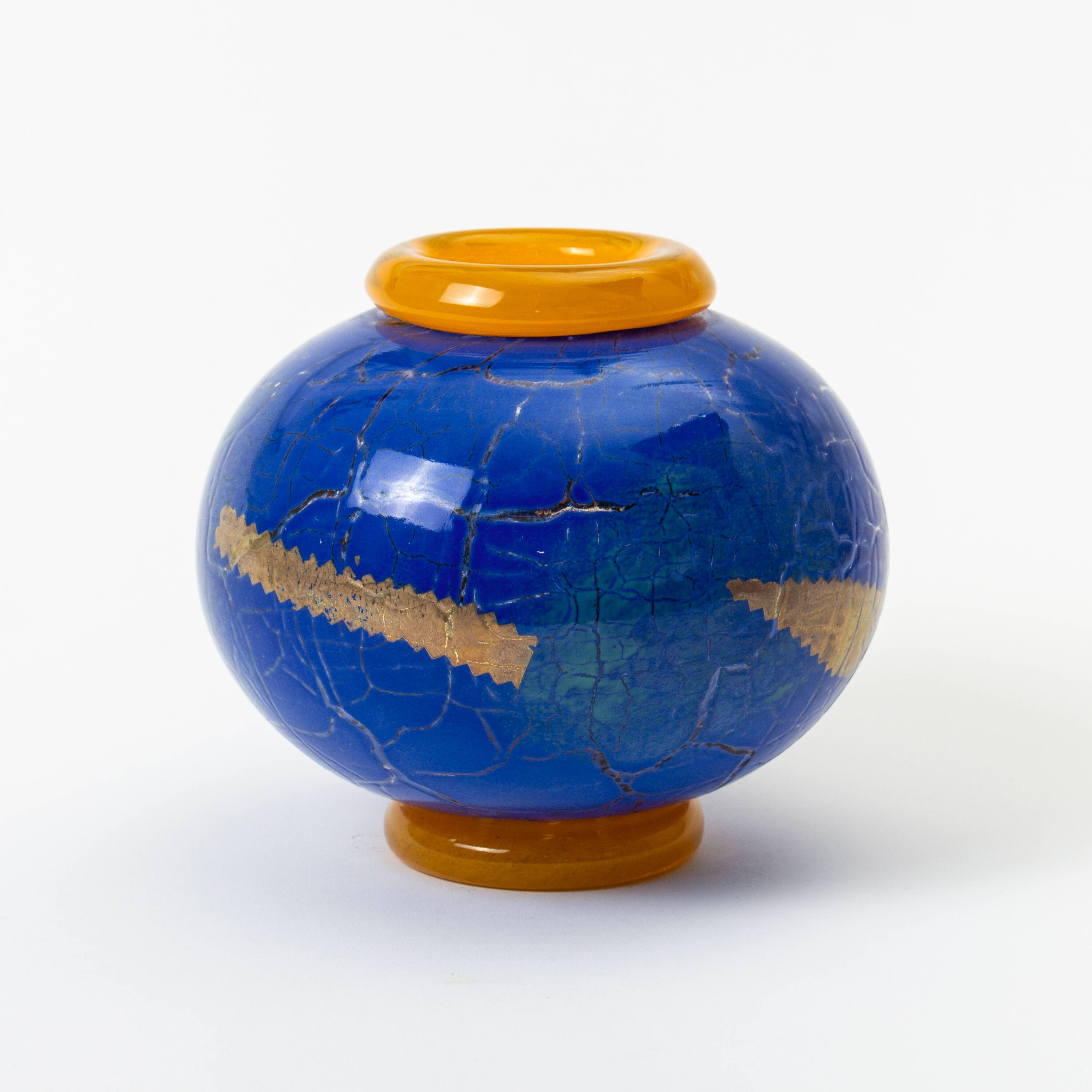 Transjö Hytta cracked glass vase (Sweden)