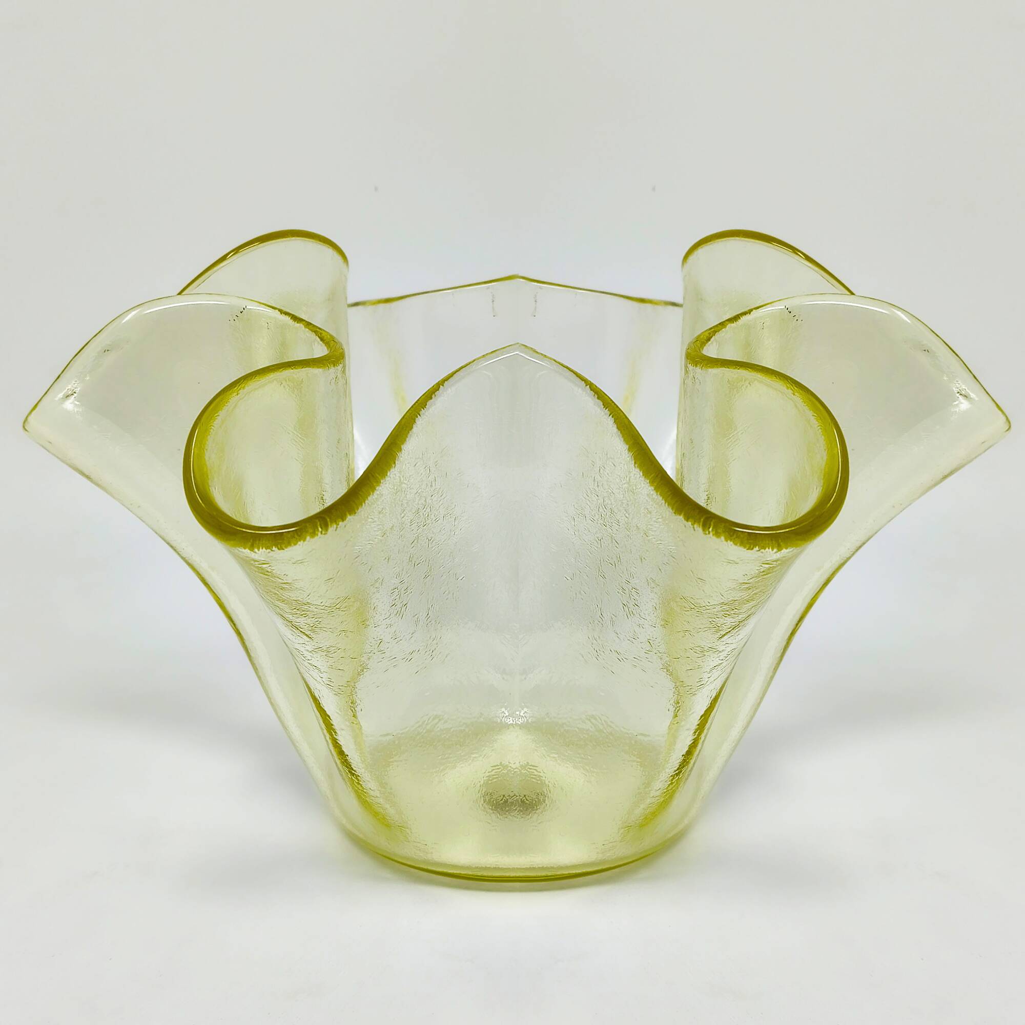 Vase en verre de Murano jaune "Fazzoletto" des années 1970 par Dogi