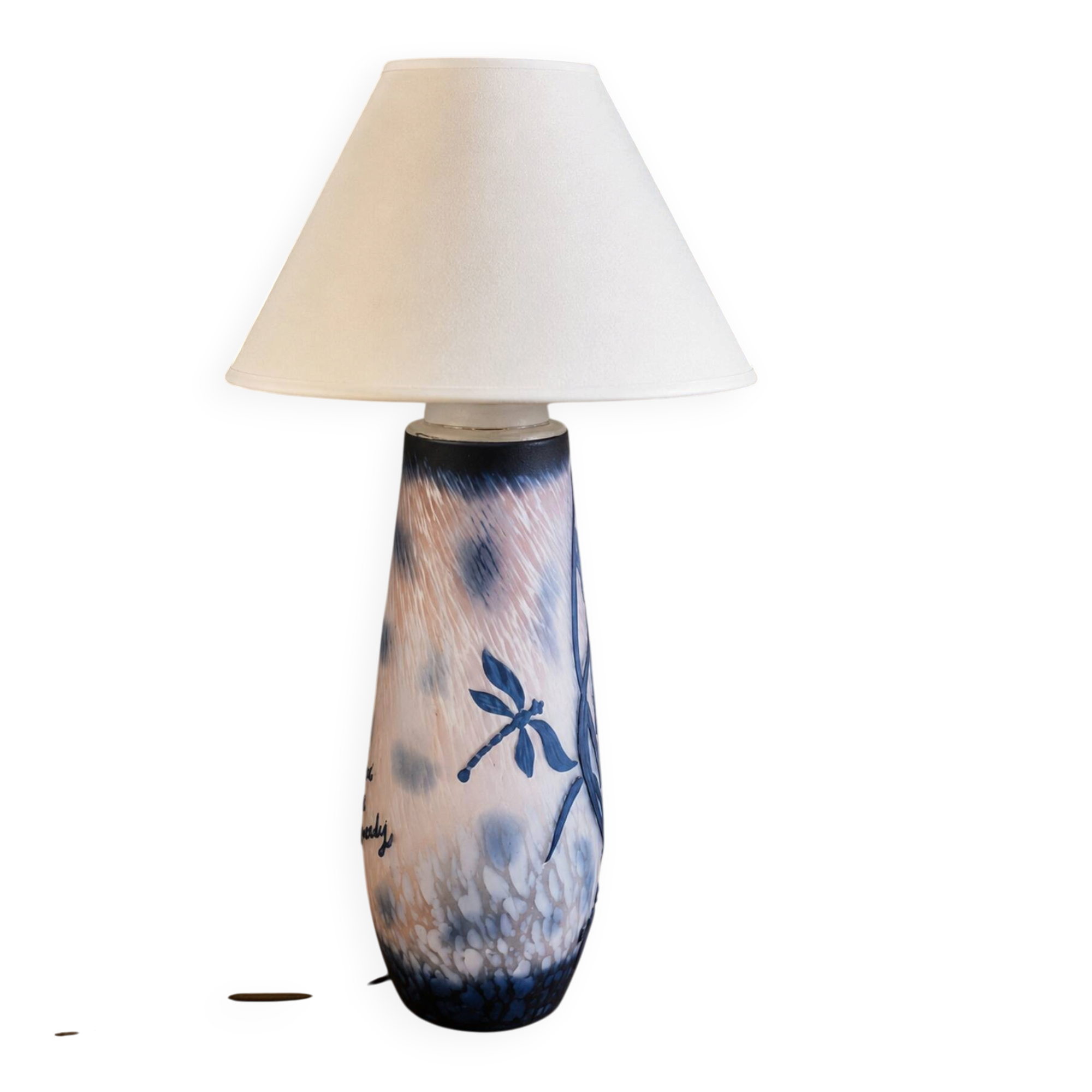 Table lamp