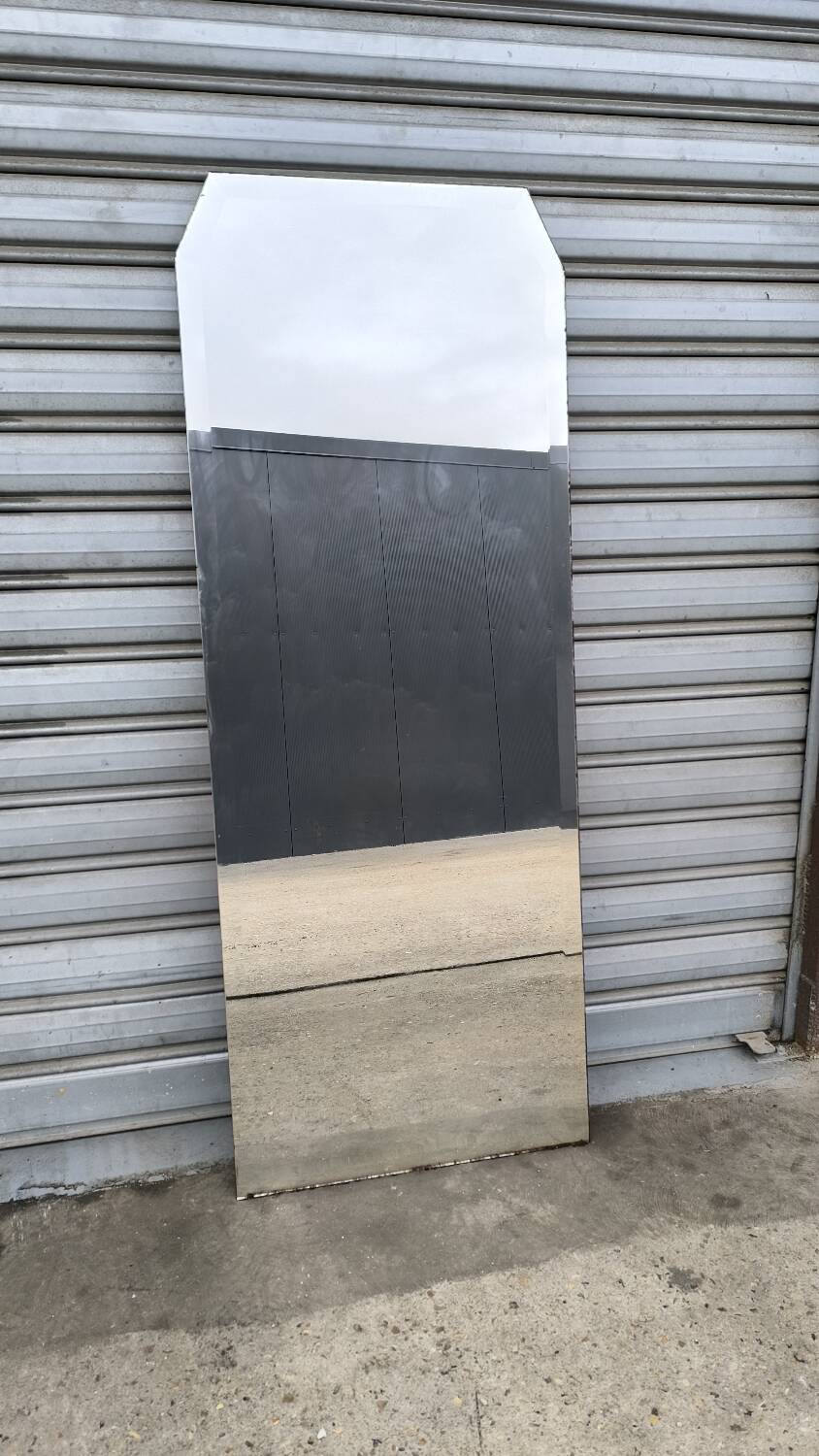 Beveled mirror 157 x 60