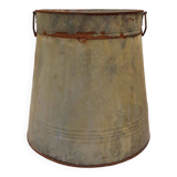 zinc basin with handles