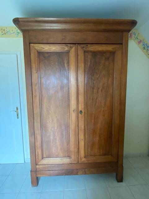Armoire style Louis Philippe