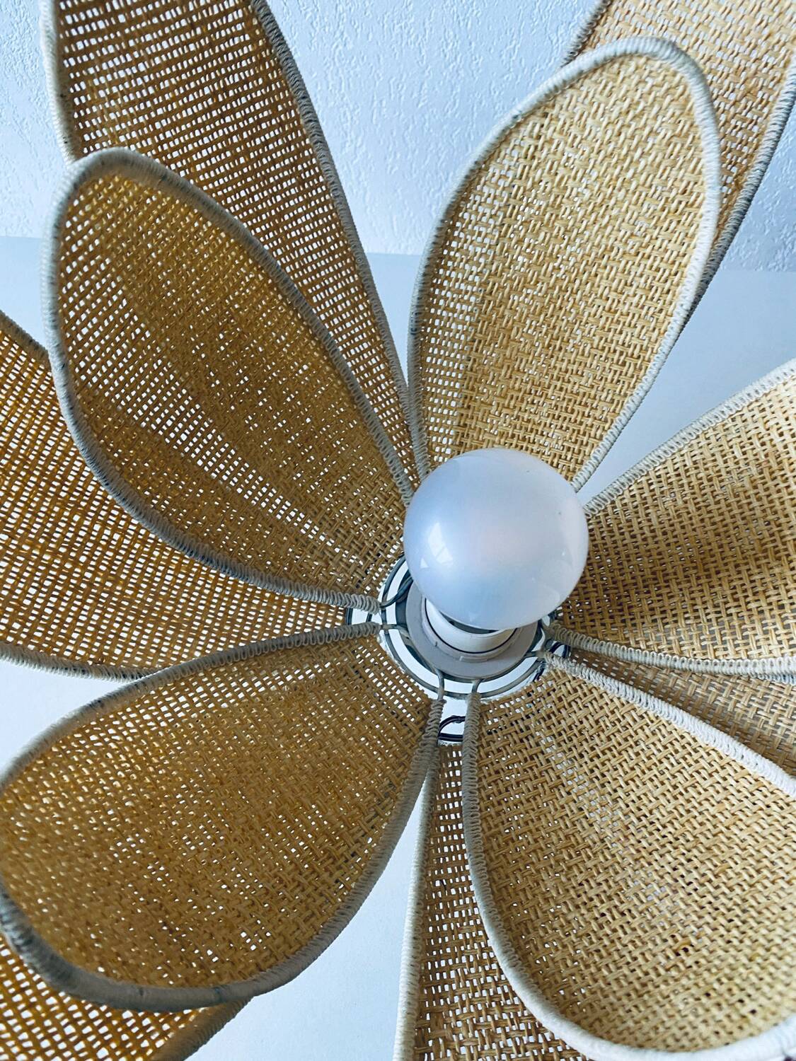 Lotus flower pendant light