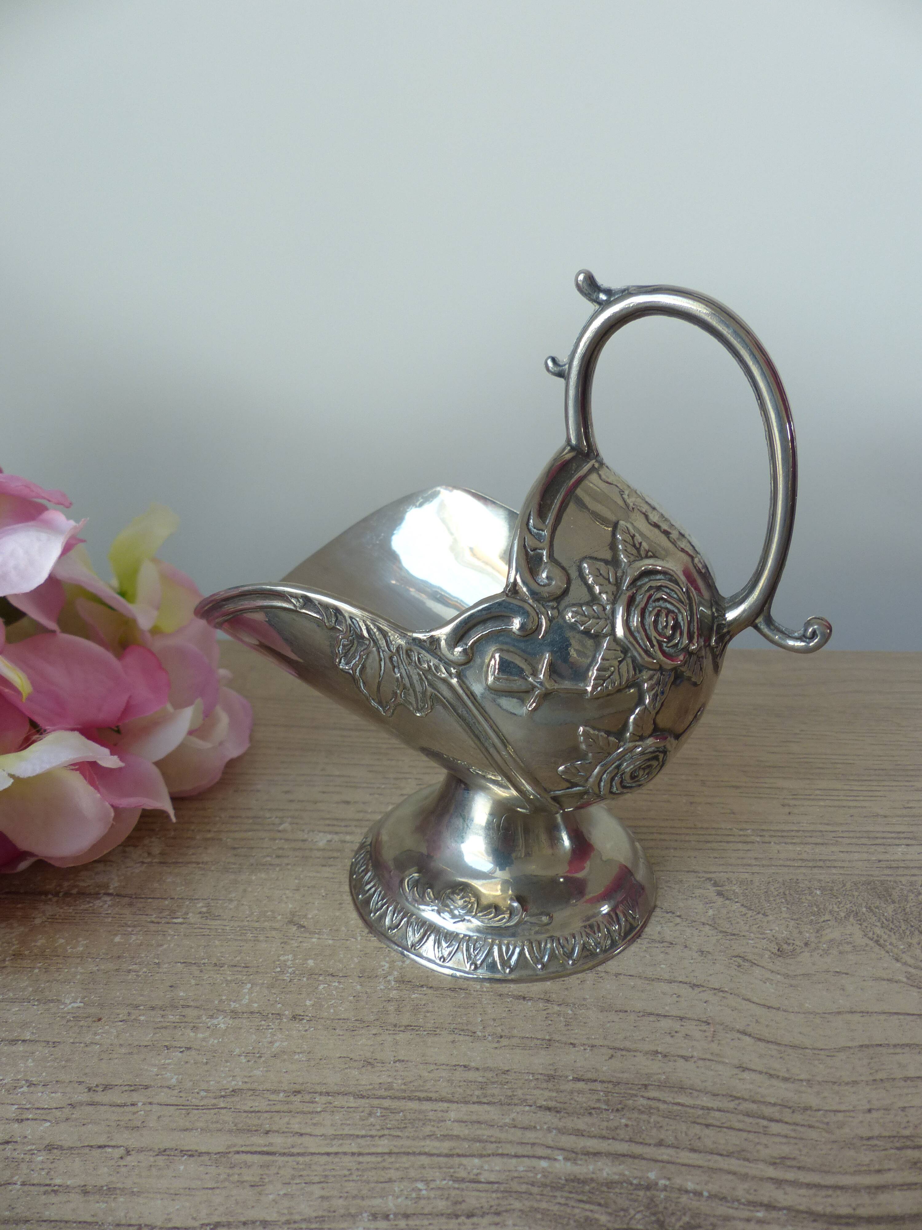 Sugar bowl Zinc alloy silver plated, sugar pot table decoration