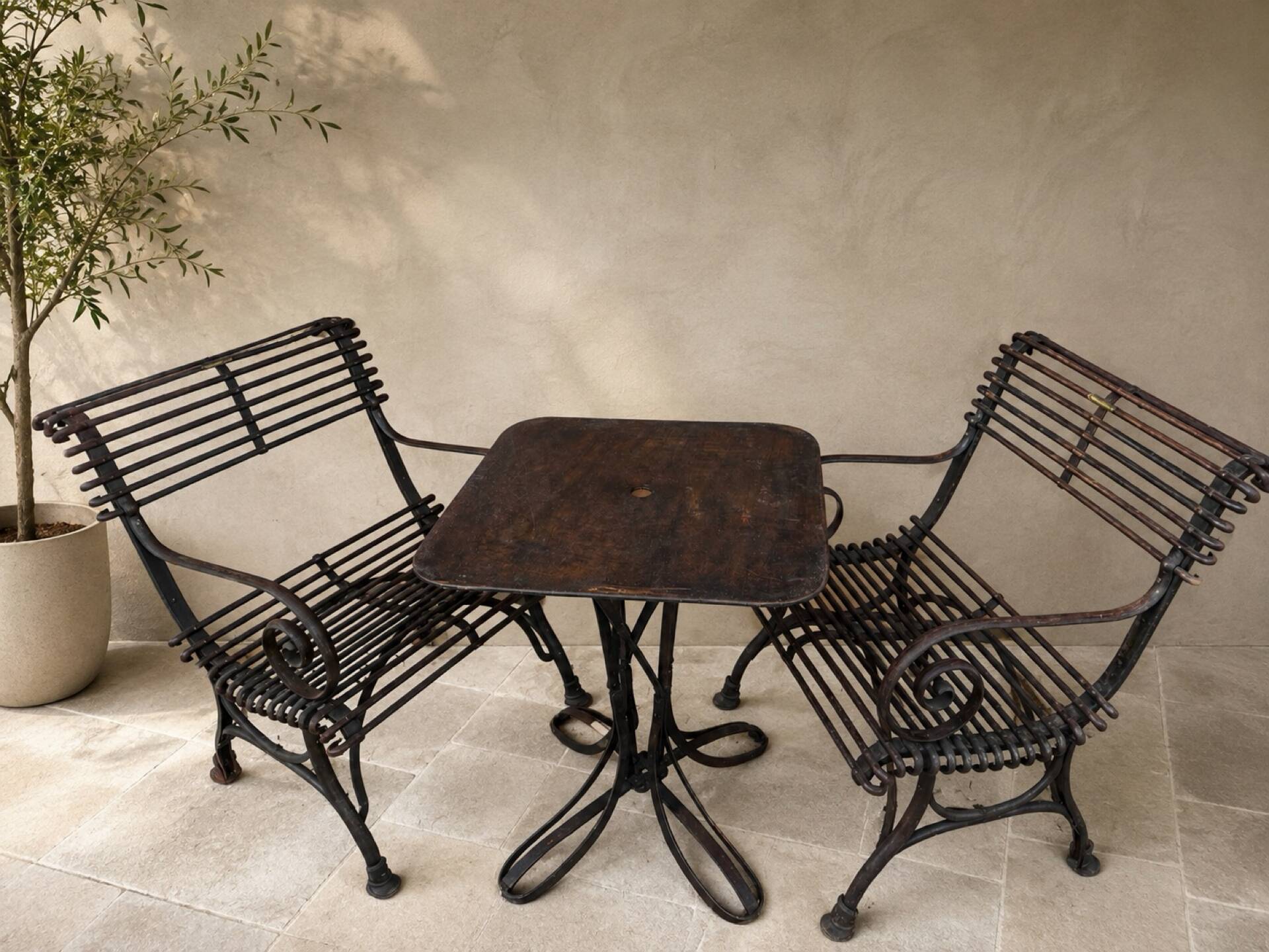 Garden furniture from Arras - Saint-Sauveur Factory - Late 19th century / Circa 1900