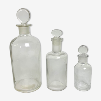 Set of 3 apothecary bottles