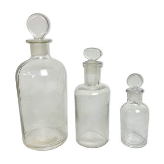 Set of 3 apothecary bottles