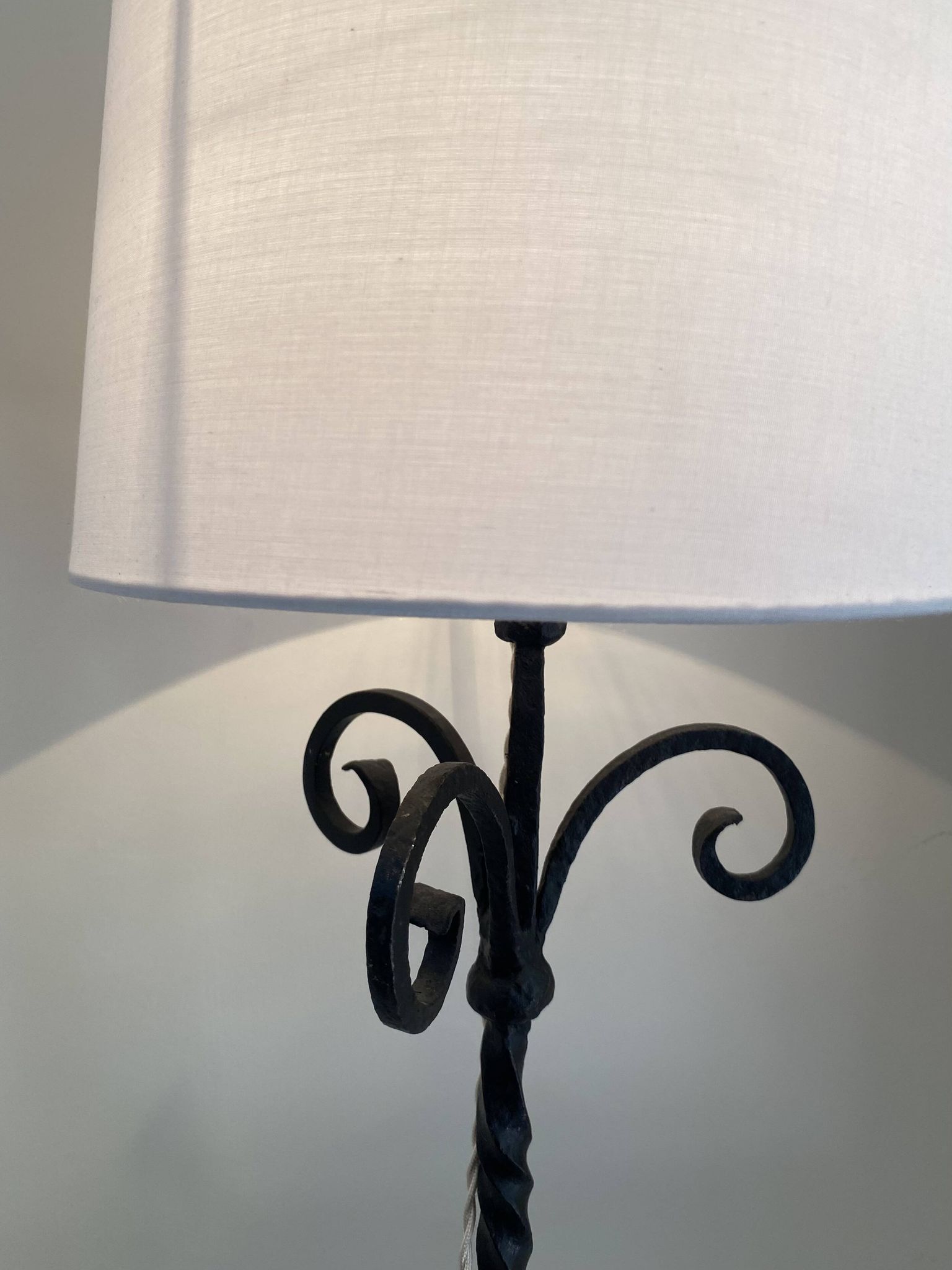 Lampe fer forgé, câble tissu 2M, abat-jour coton