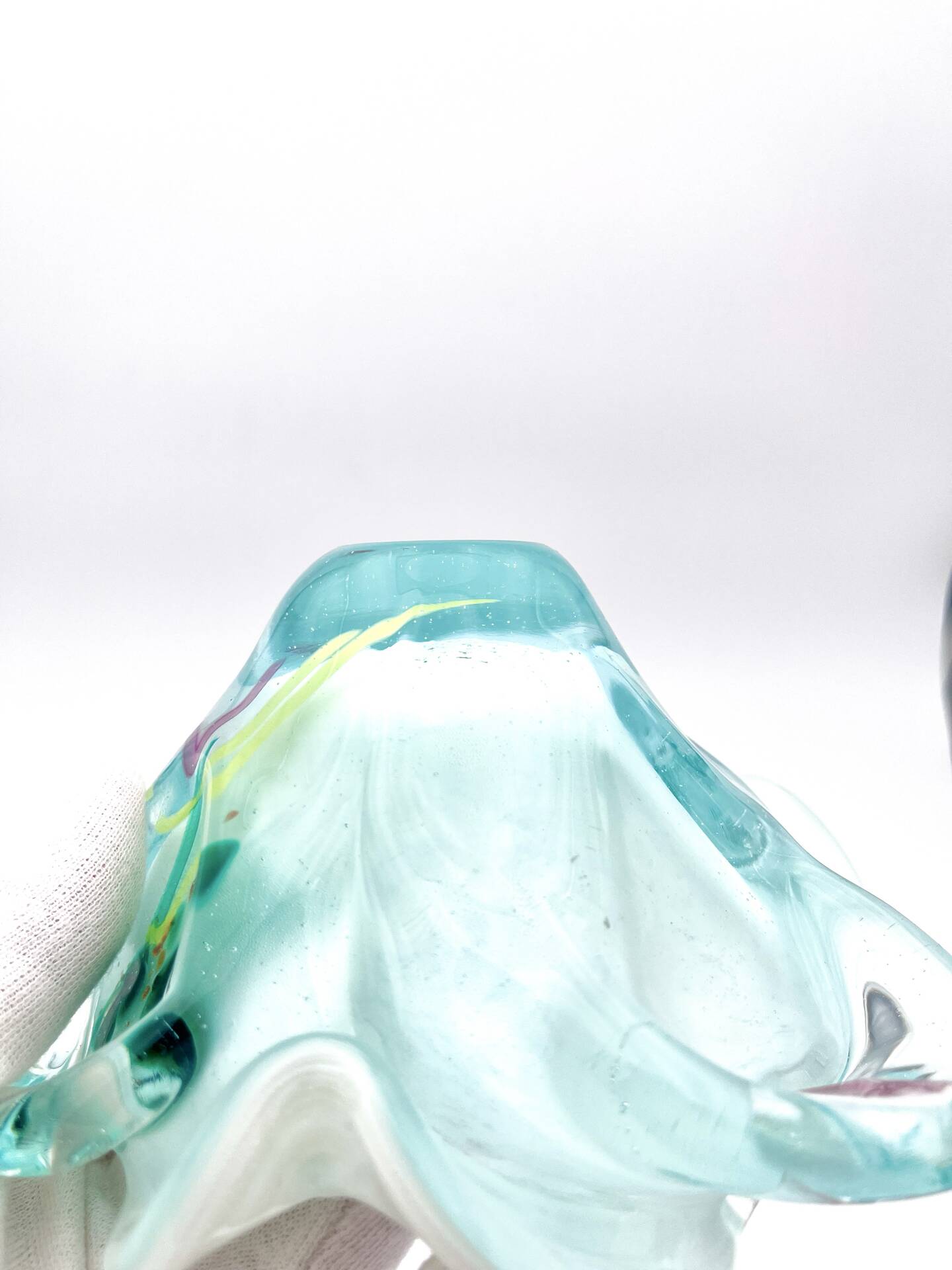 Coupe Studio Glass signed Lubomir Hora Blown Glass Polychrome 80s
